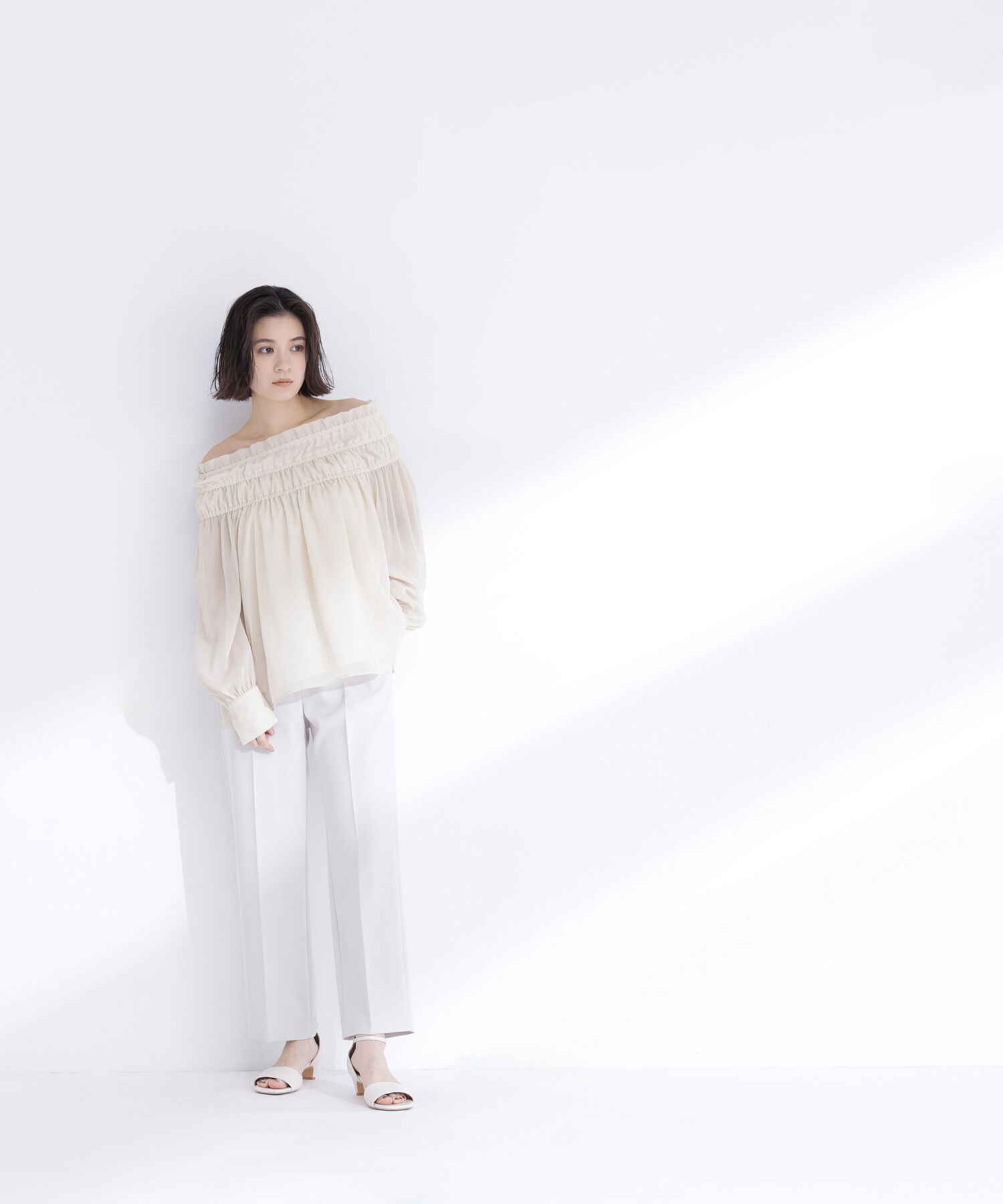  「スタイルアップストレートパンツ」|その他|