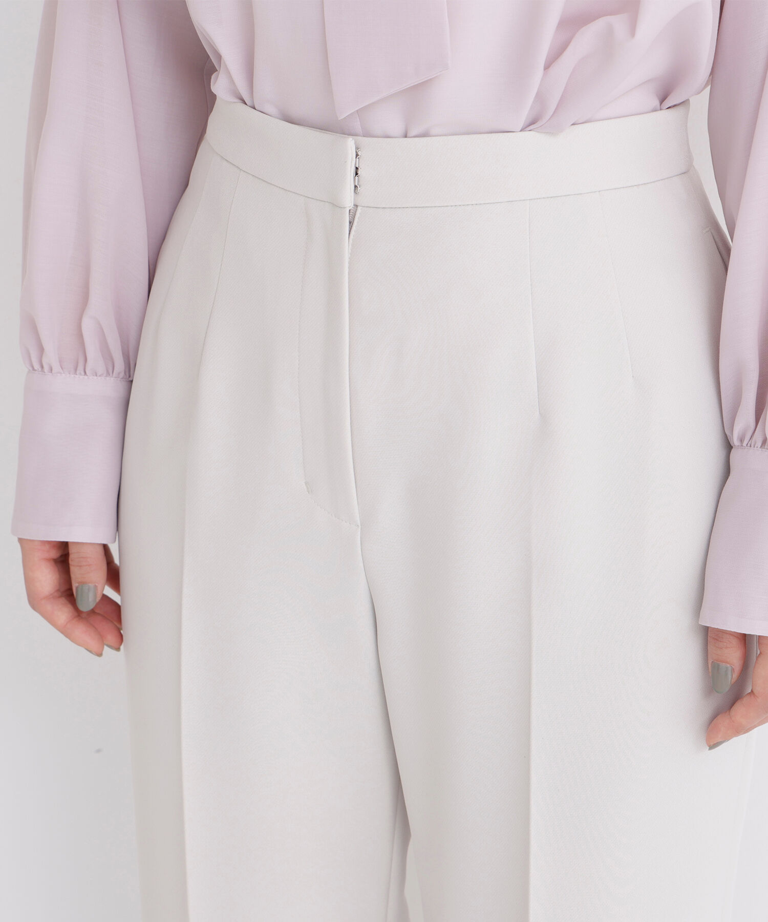  「スタイルアップストレートパンツ」|その他|