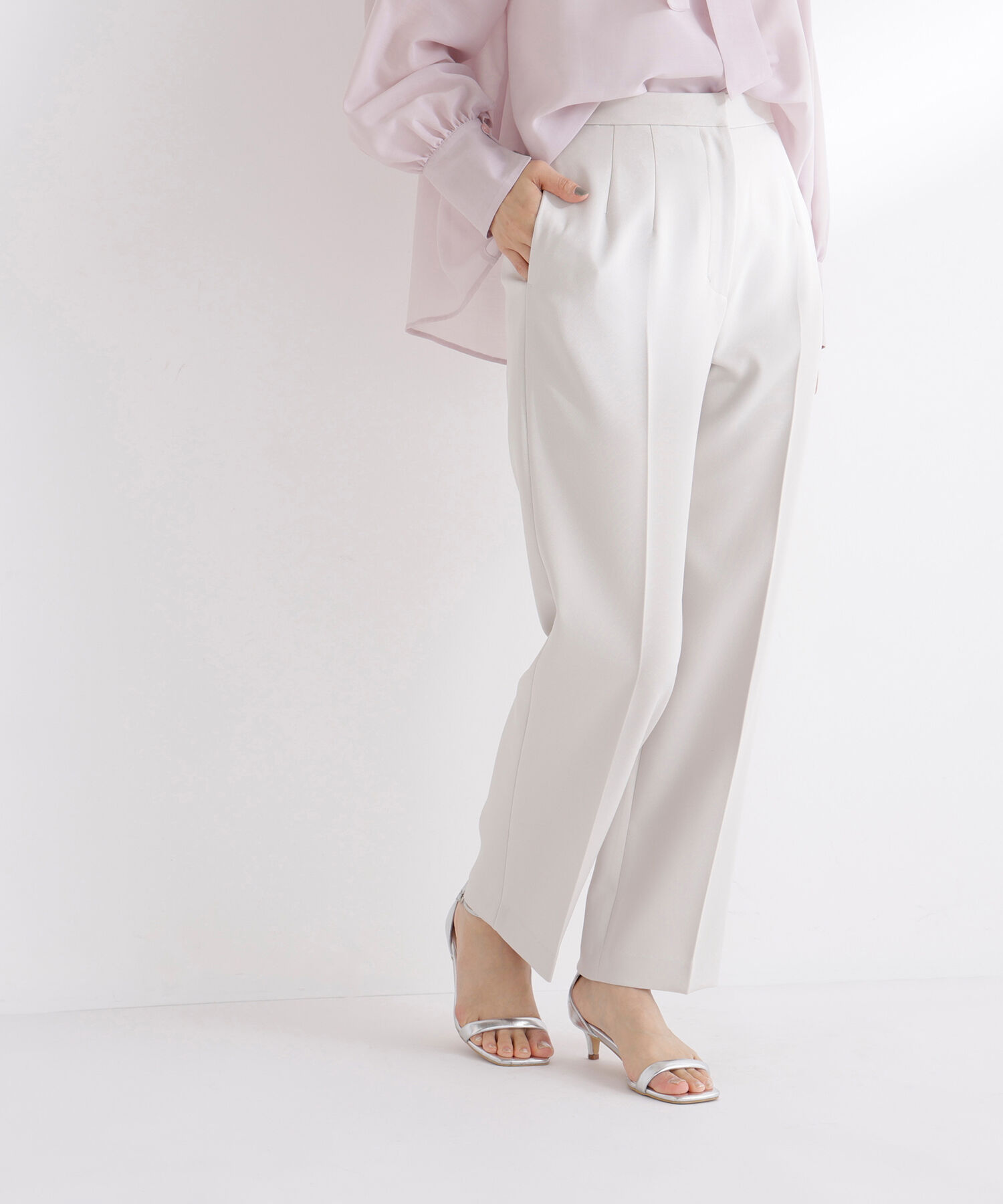  「スタイルアップストレートパンツ」|その他|