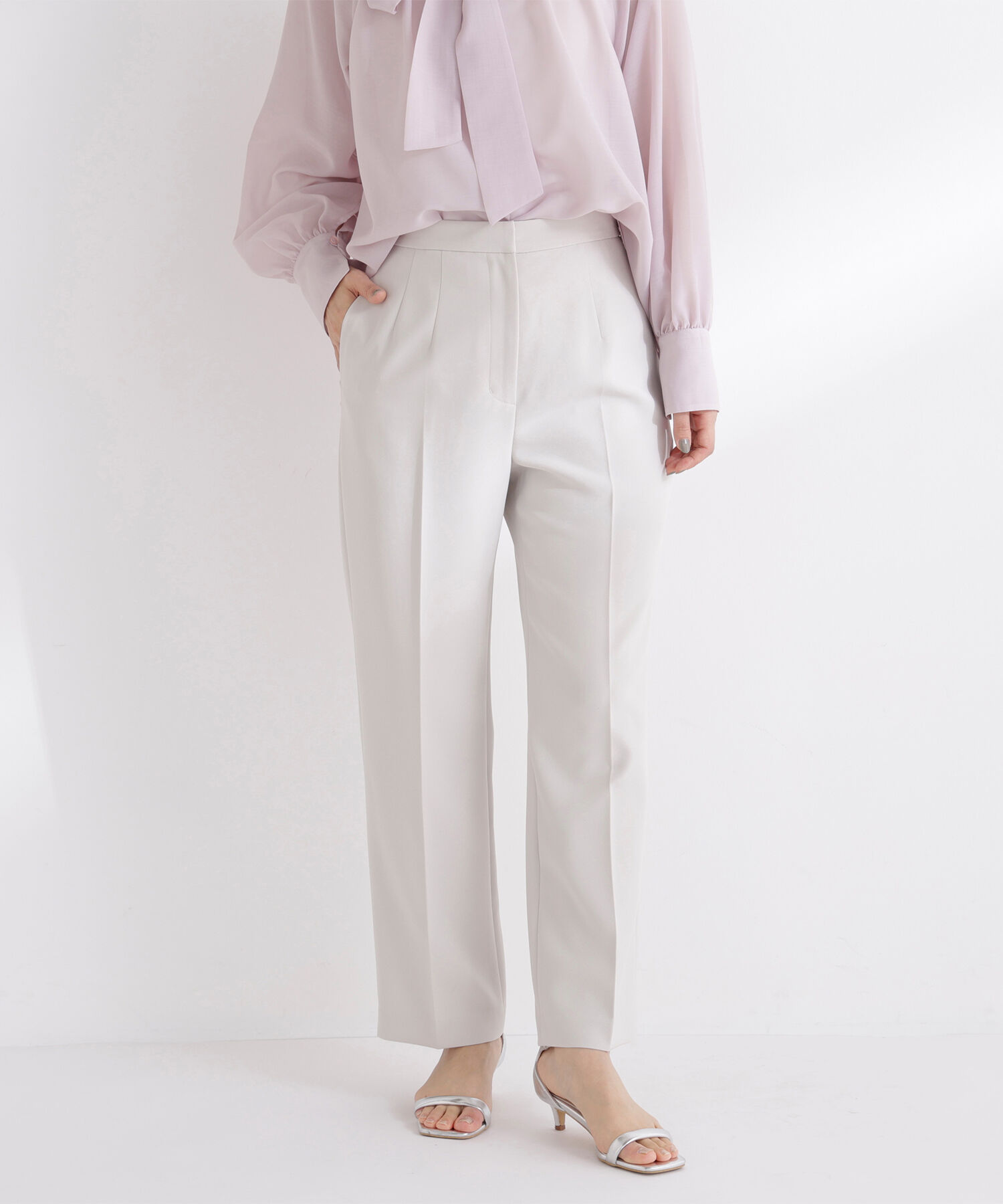  「スタイルアップストレートパンツ」|その他|