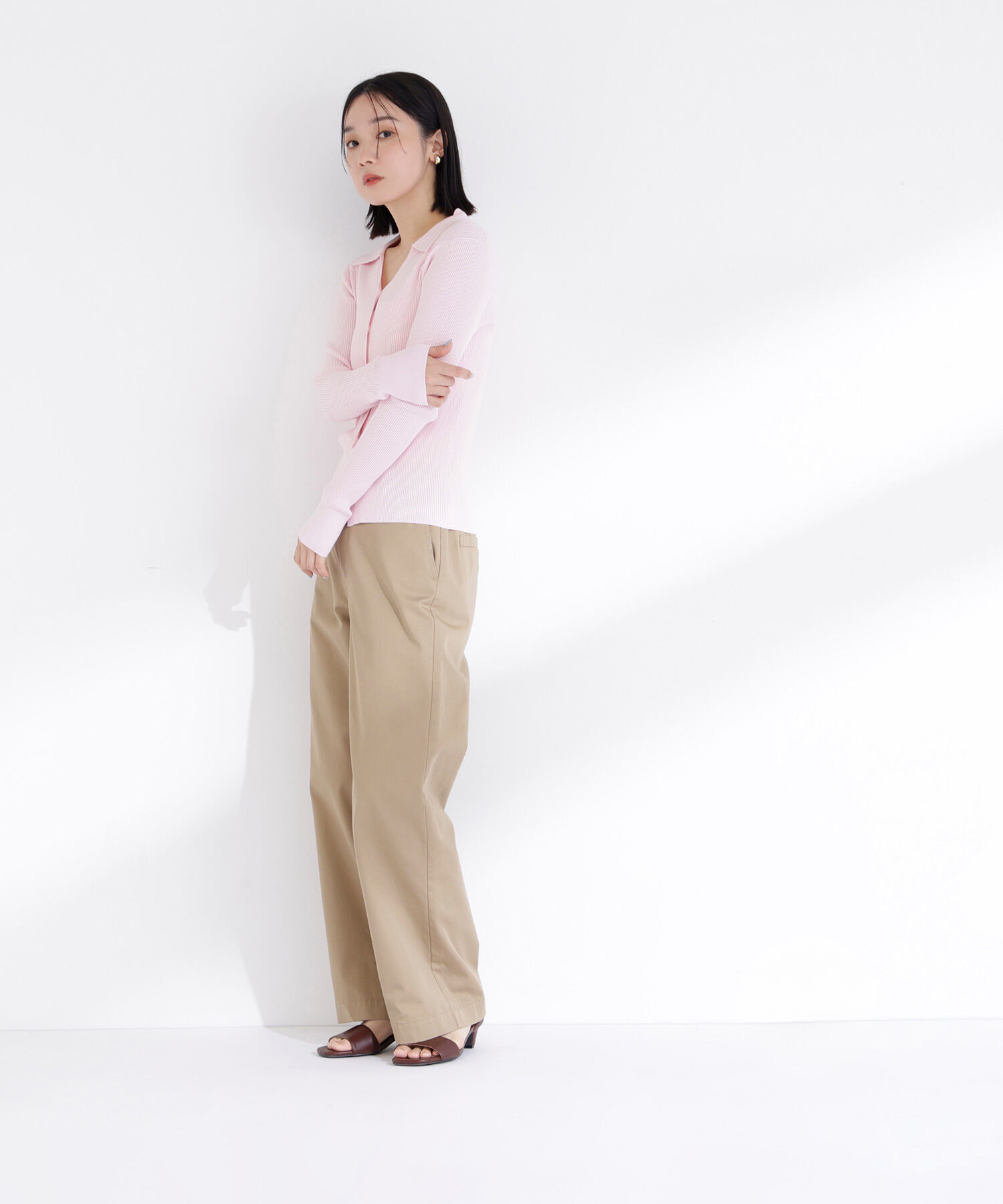  「襟付Vネックリブニット」|ニット・セーター|