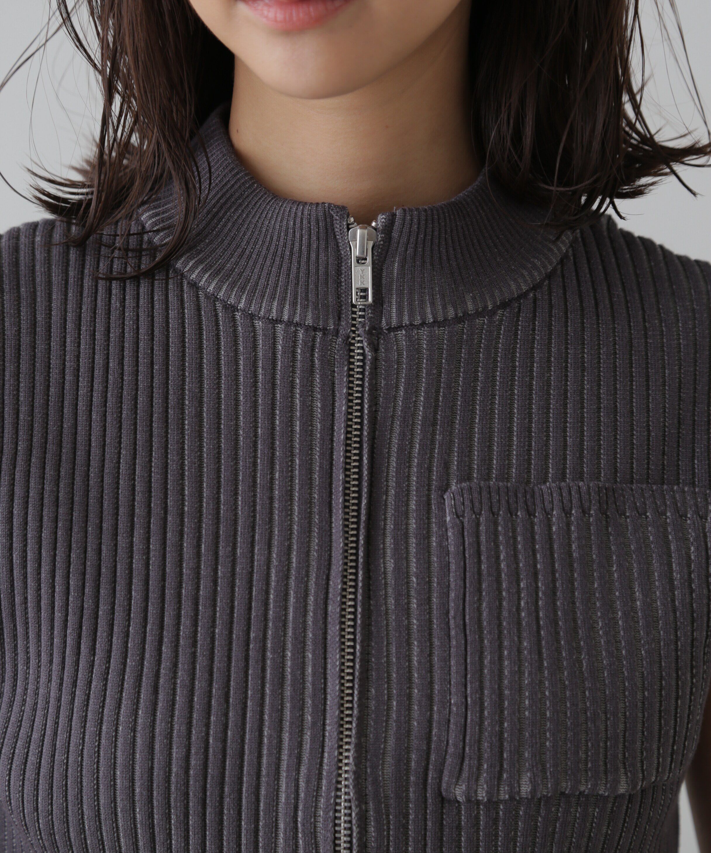  「バイカースタンド配色リブニットベスト」|ニット・セーター|