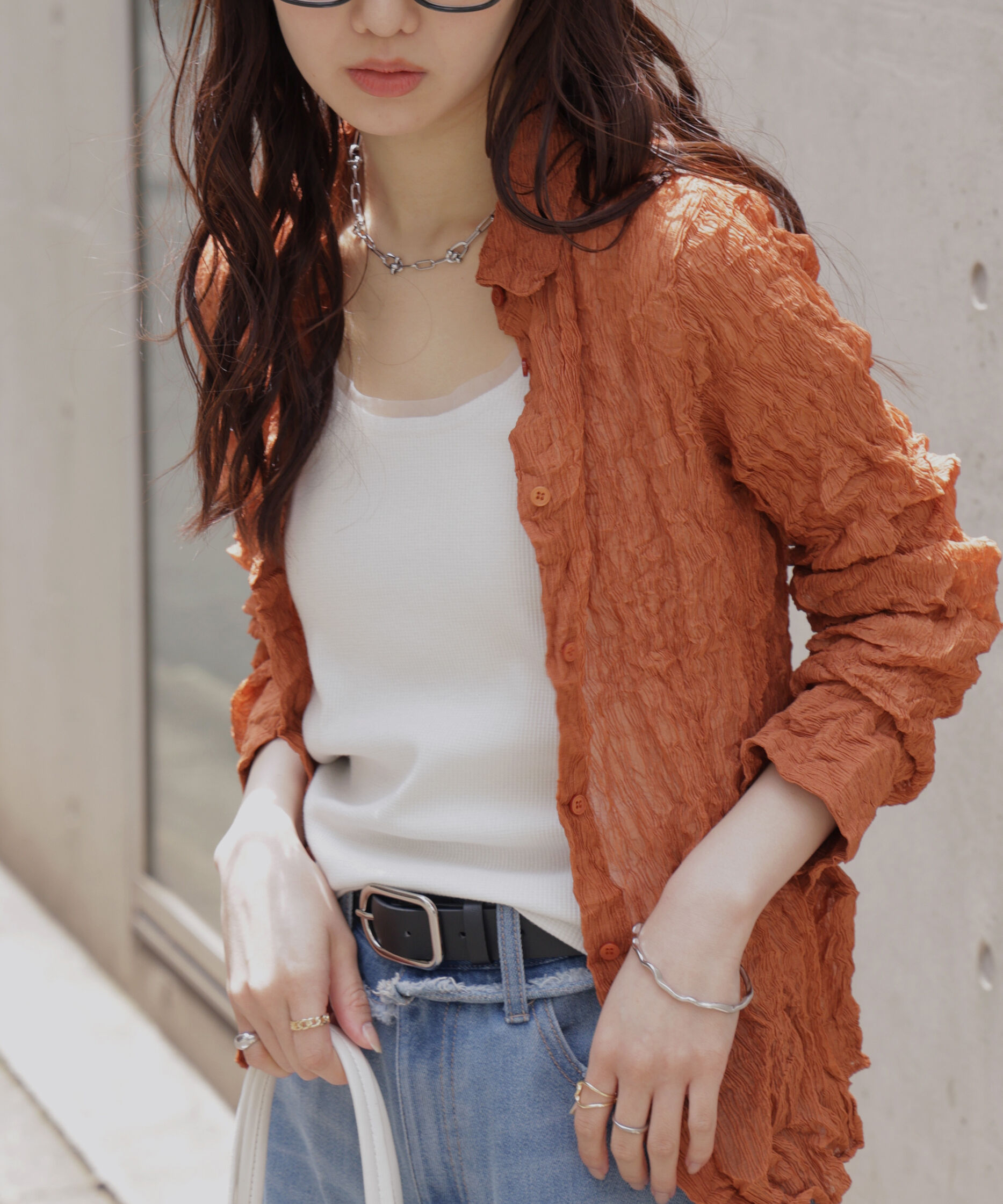  「シアースリムシャツ」|シャツ・ブラウス|ブラウン