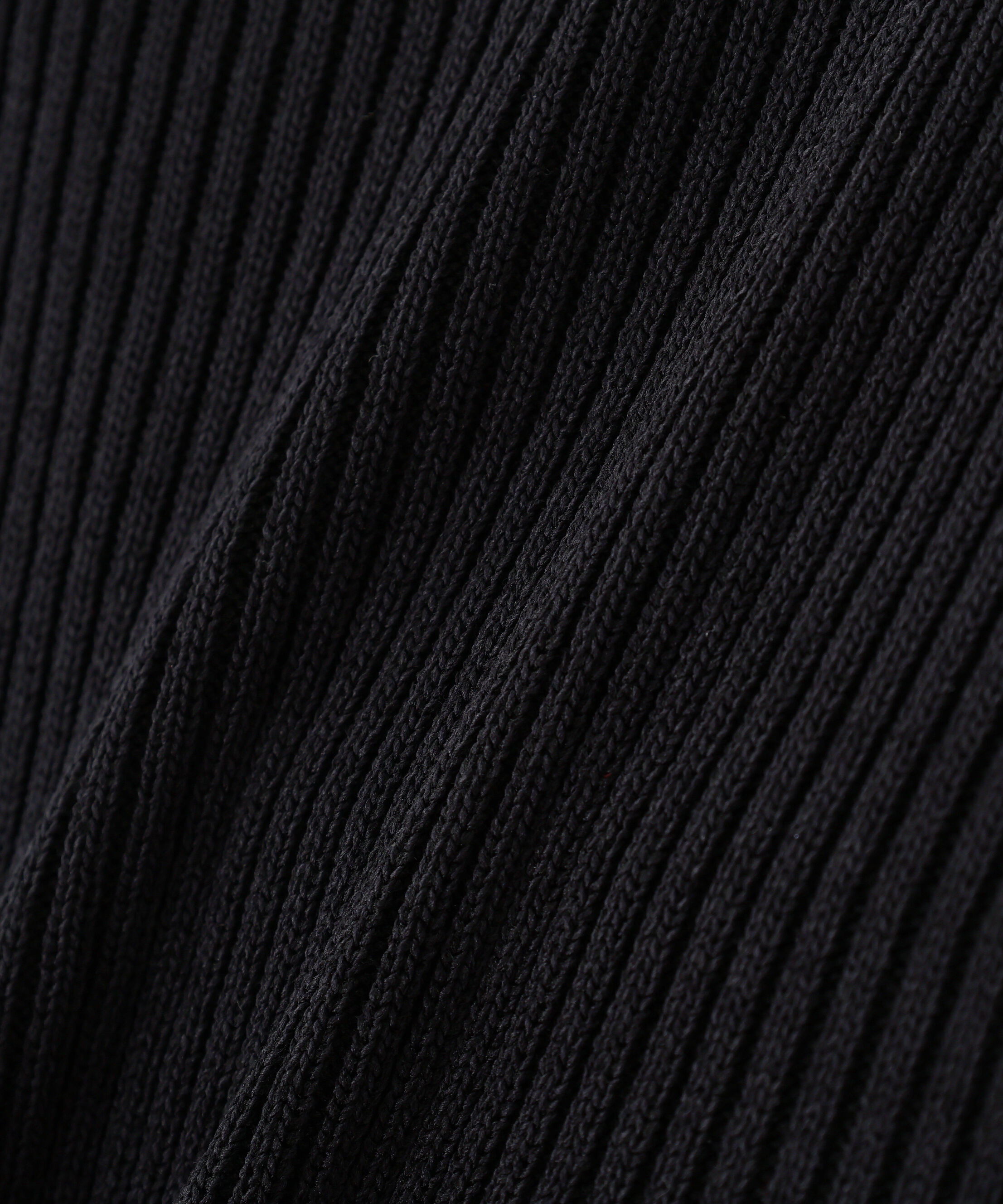  「ショート丈クルーネックリブニット」|ニット・セーター|