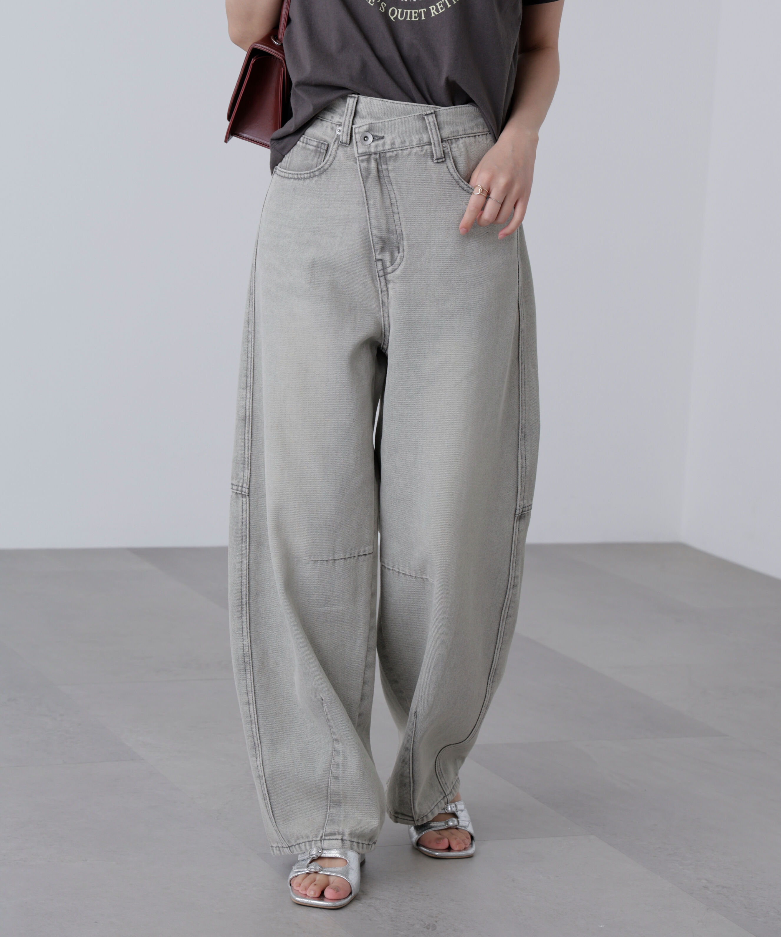  「[低身長サイズ/Sシリーズ]アシメベルトコクーンデニムパンツ」|その他|ライトグレー1