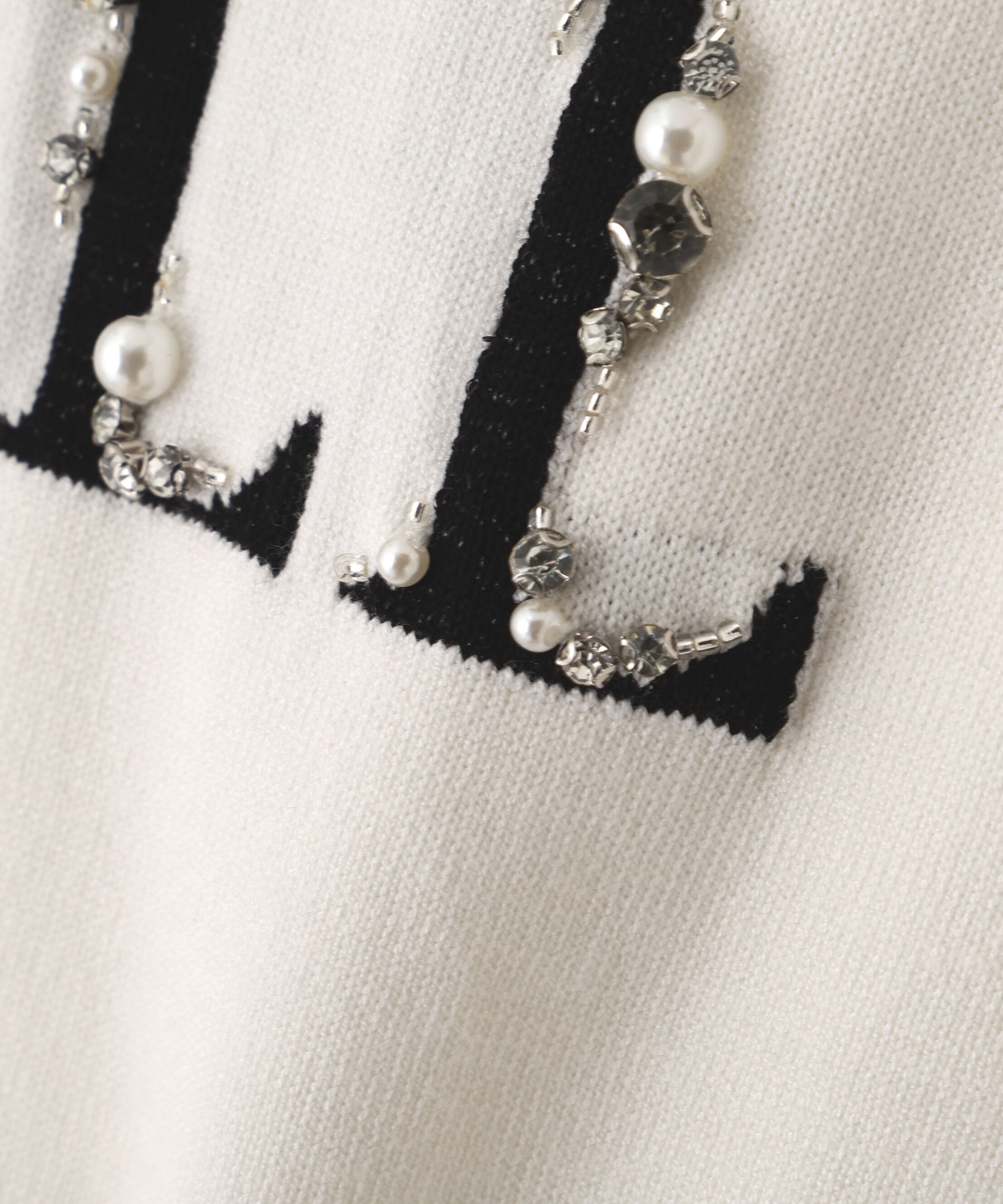  「半袖ロゴジャカードビジューニット」|ニット・セーター|