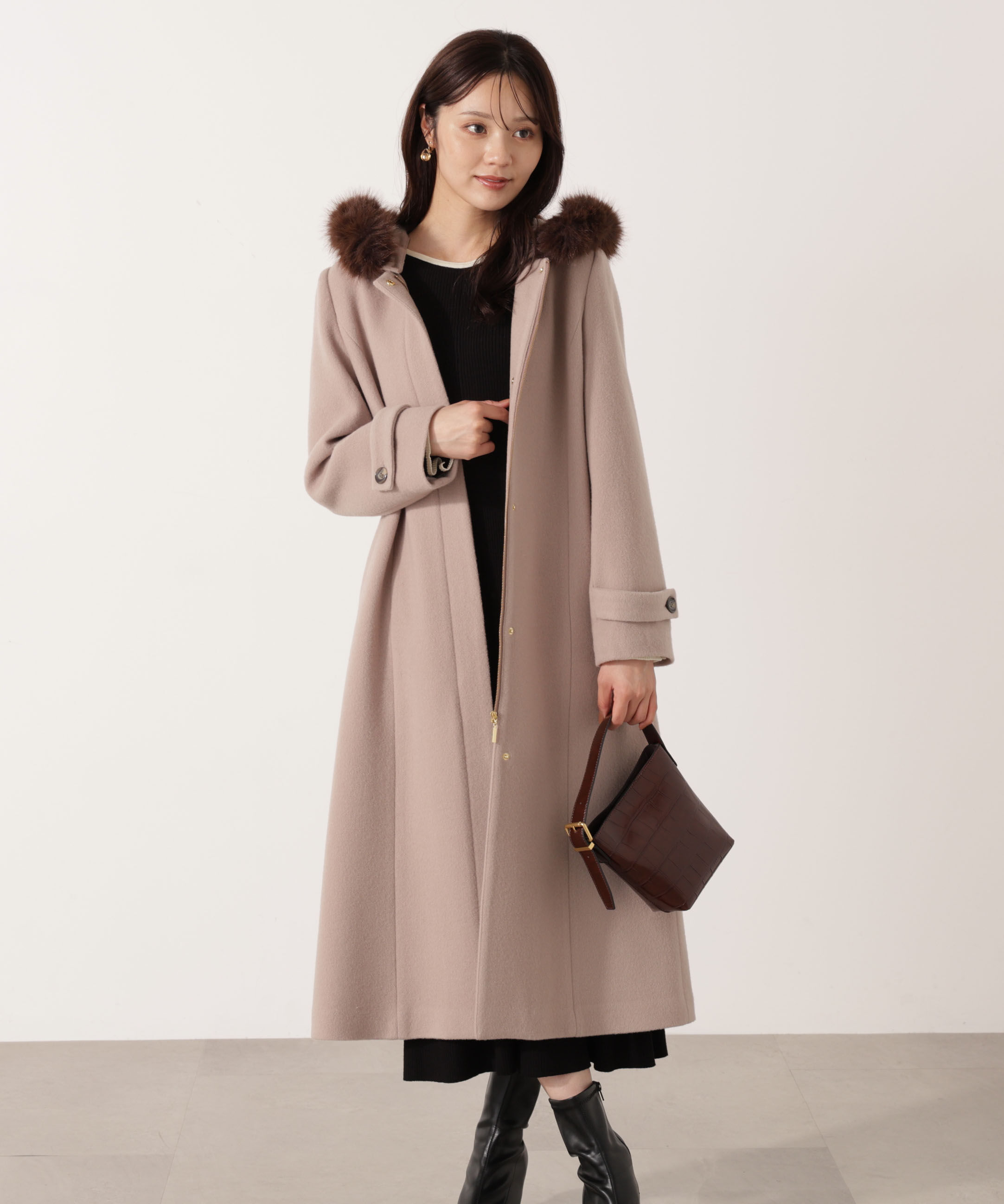 PROPORTION BODY DRESSING「モッサフードフェイクファーロングコート 25AW」|その他|