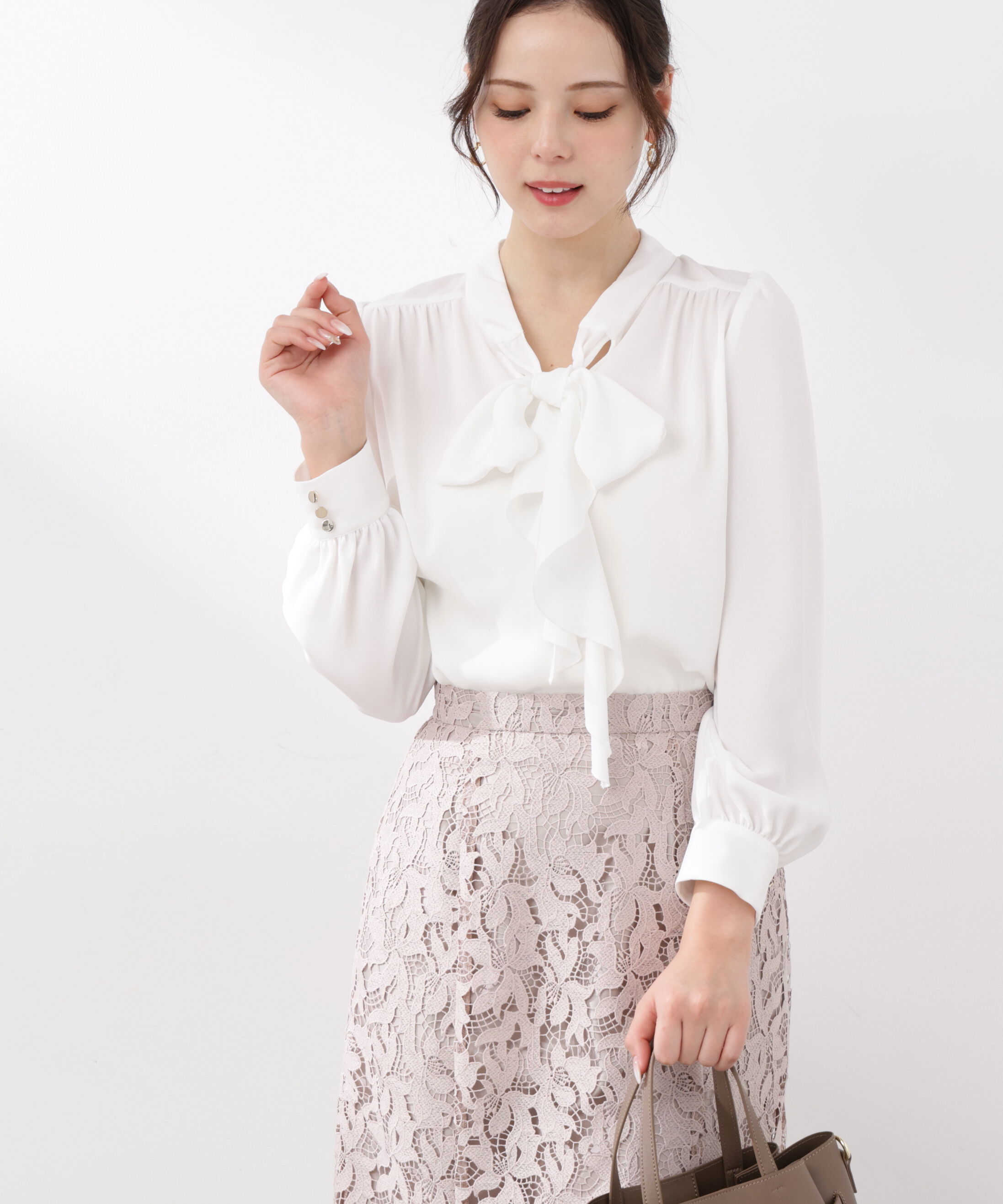 PROPORTION BODY DRESSING「ラッフルリボンブラウス　26SS」|シャツ・ブラウス|