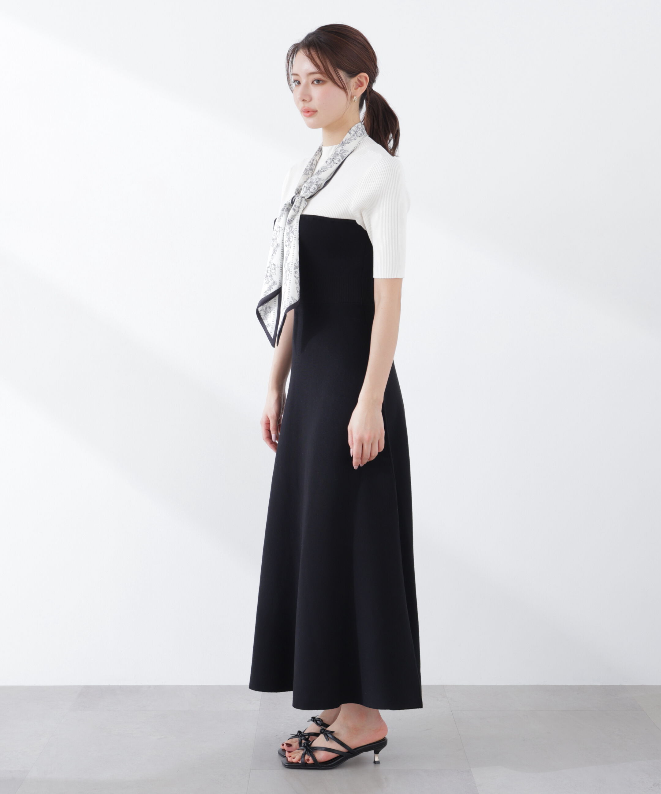 PROPORTION BODY DRESSING「スカーフ付きニットワンピース　26SS」|ワンピース|