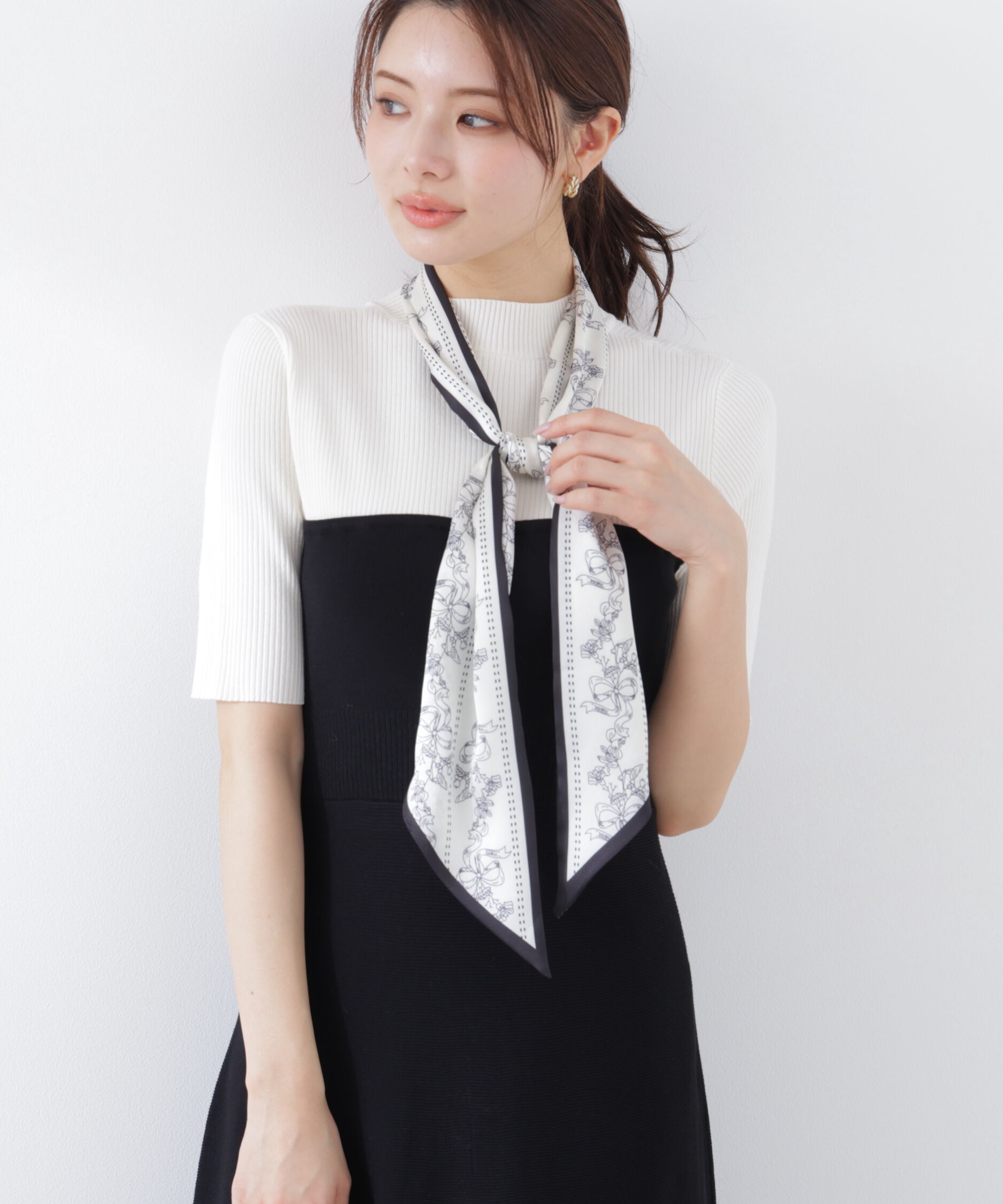 PROPORTION BODY DRESSING「スカーフ付きニットワンピース　26SS」|ワンピース|