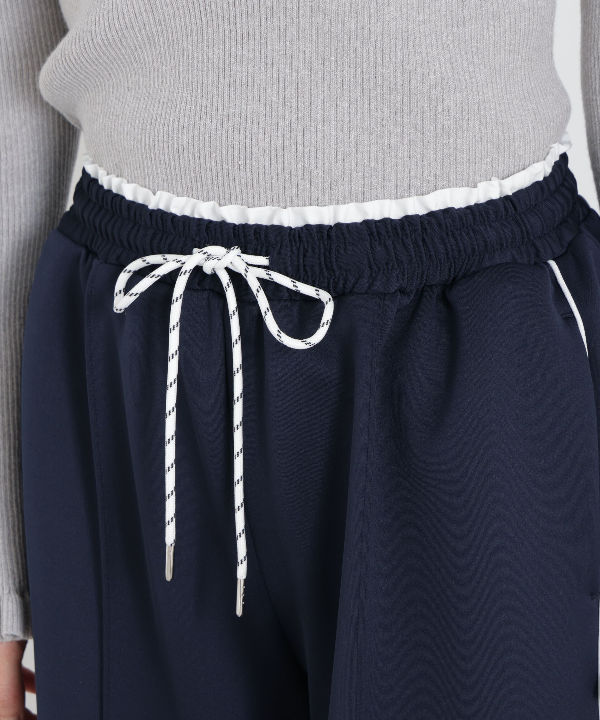 PROPORTION BODY DRESSING「＜新津のんさんコラボ＞〈a/mie〉トラックパンツ 26SS」|その他|