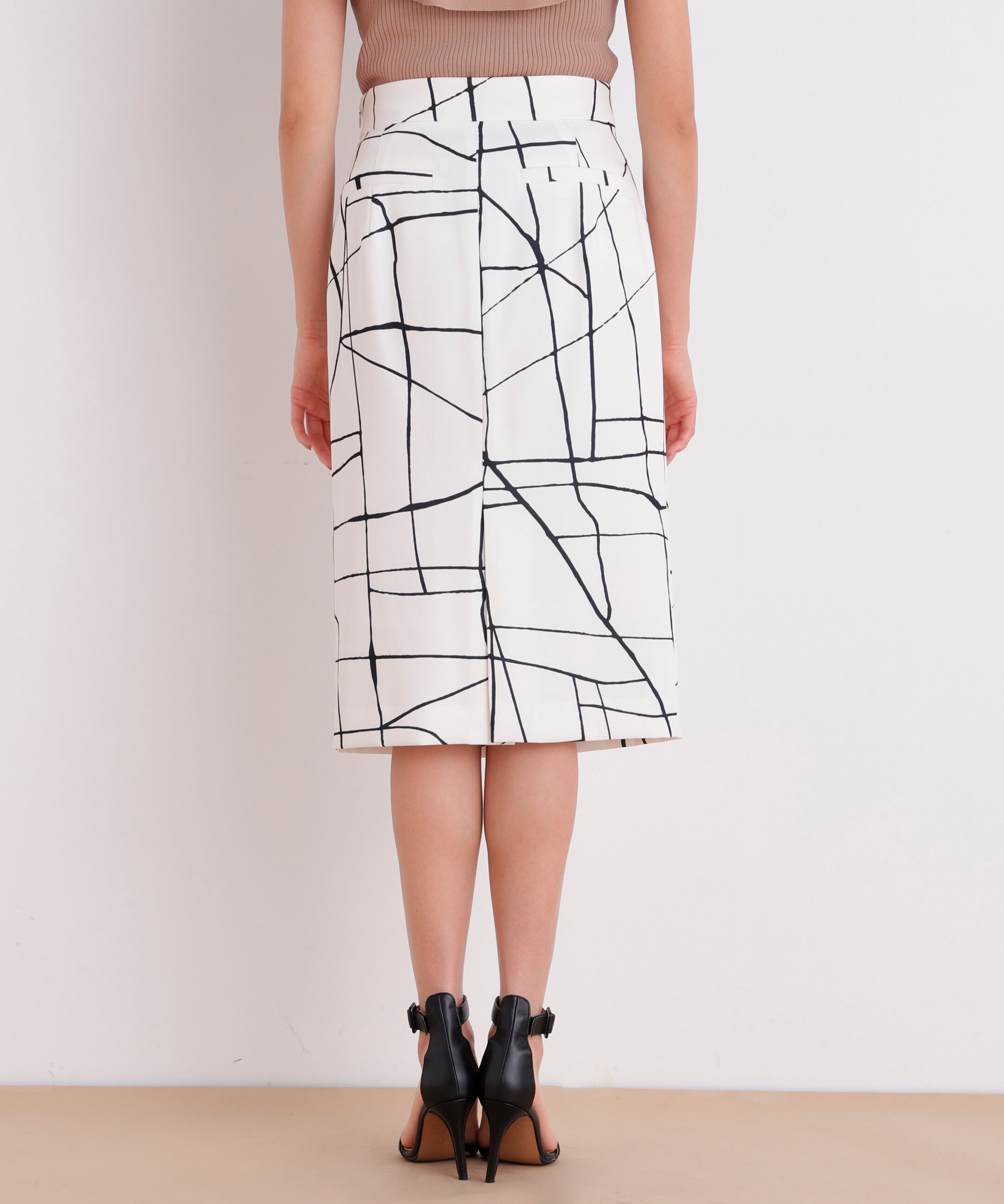  「ラインプリントタックスカート」|スカート|
