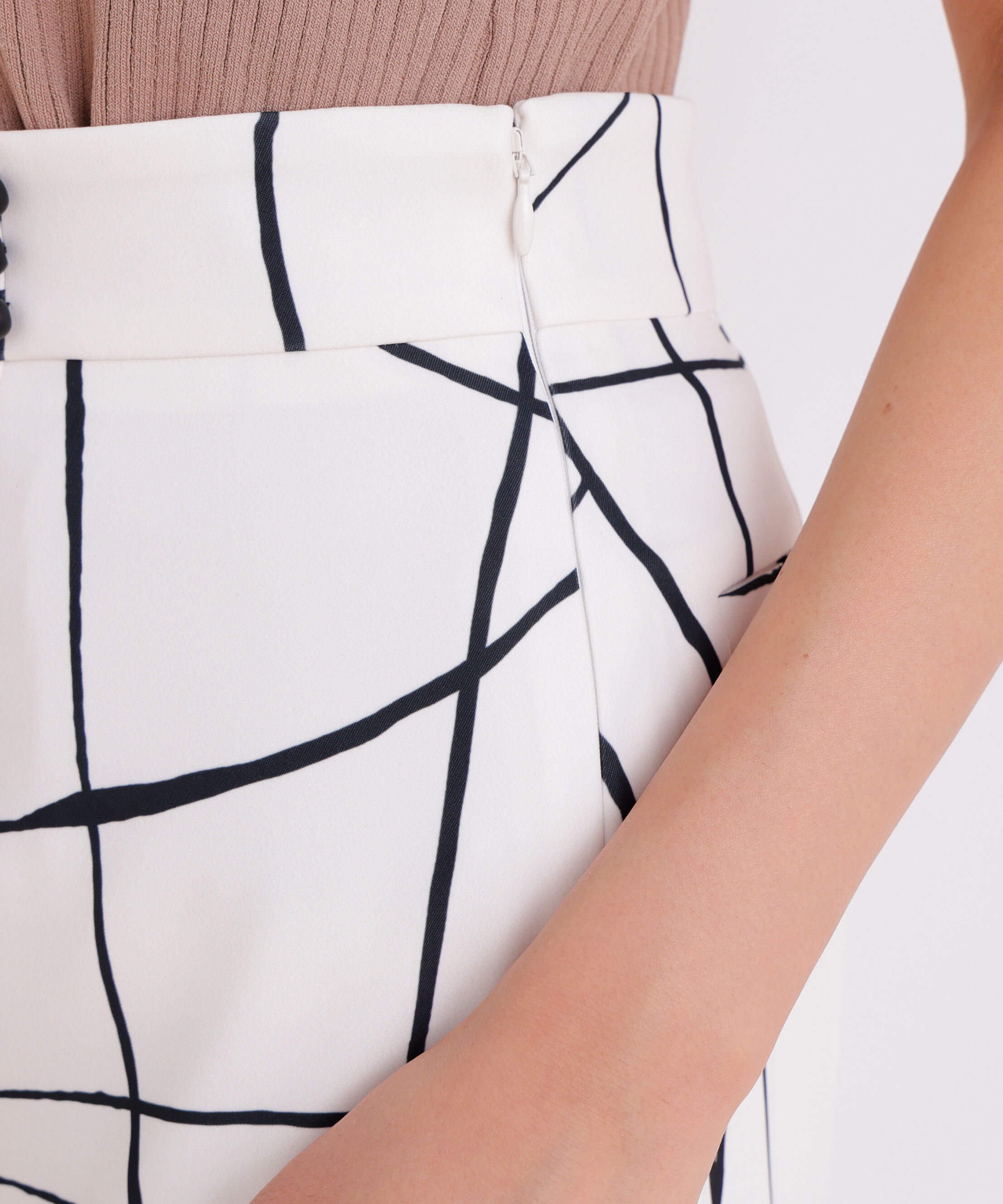  「ラインプリントタックスカート」|スカート|