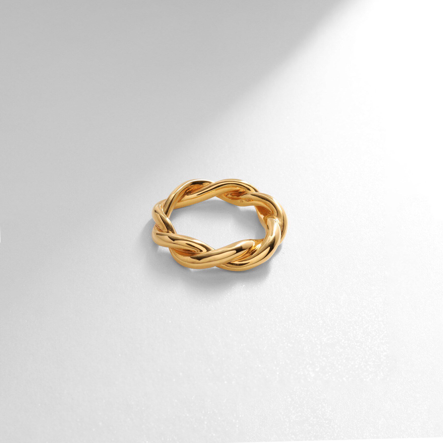 COCOSHNIK ONKITSCH「シルバー ラインリング ツイスト GP」|リング|