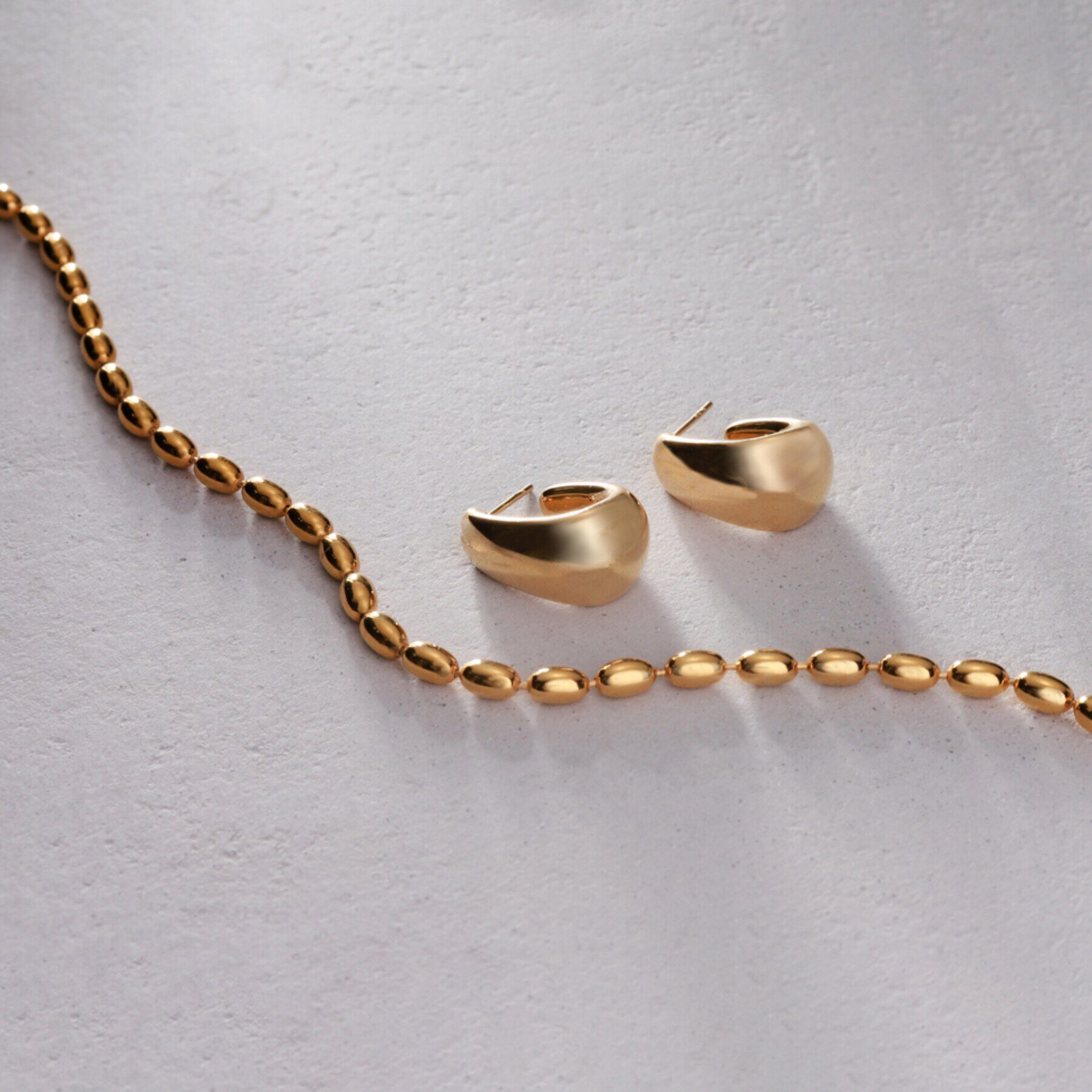 COCOSHNIK ONKITSCH「シルバー デザインチェーン オーバルボールL ネックレス GP」|ネックレス|