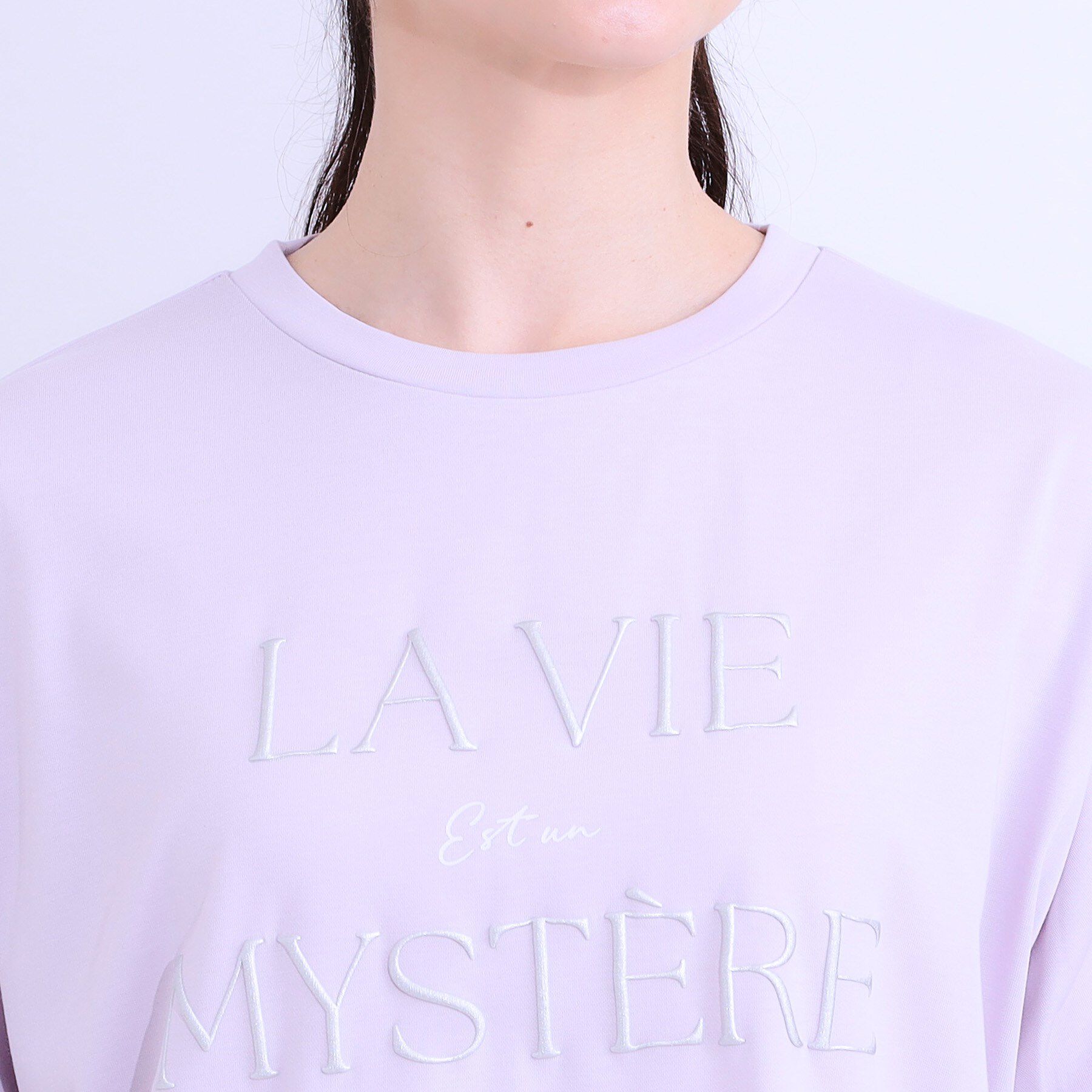 SHOO･LA･RUE「【S-LL/ひんやり/UV】ぷっくりラメプリントロゴTシャツ」|Tシャツ・カットソー|