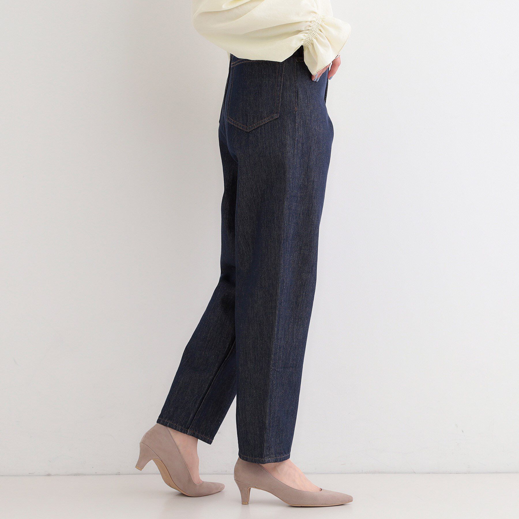 SHOO･LA･RUE「【SHOO・LA・RUE DENIM】大人のきれいめカジュアルに デニムテーパードパンツ」|デニム|