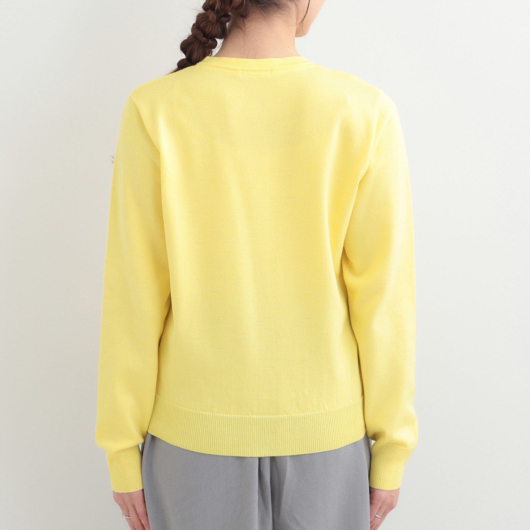 SHOO･LA･RUE「【洗濯機可/アンサンブル可】パール&times;ビジューがきらめく 上品クルーネックカーディガン」|カーディガン|