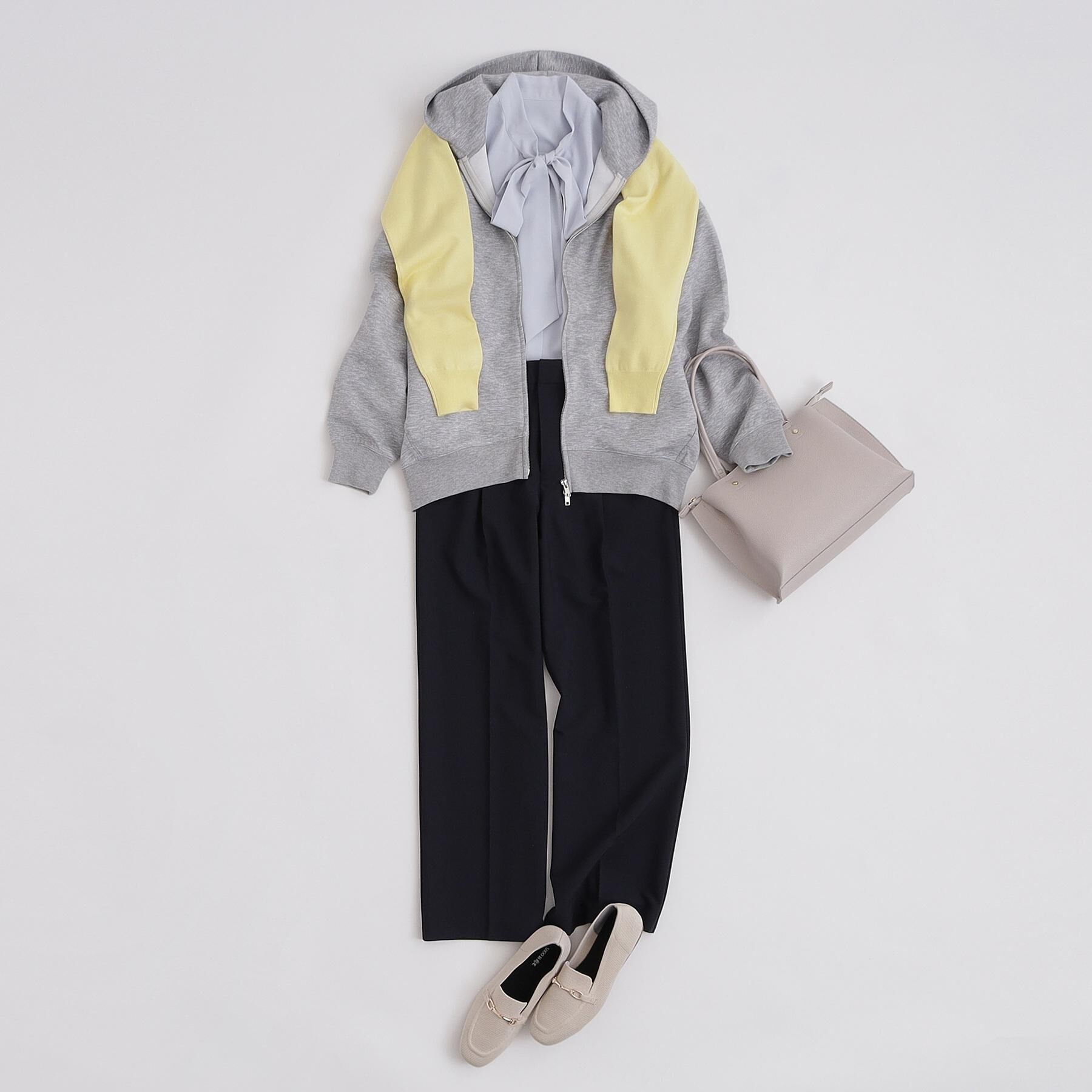 SHOO･LA･RUE「【洗濯機可/アンサンブル可】パール&times;ビジューがきらめく 上品クルーネックカーディガン」|カーディガン|