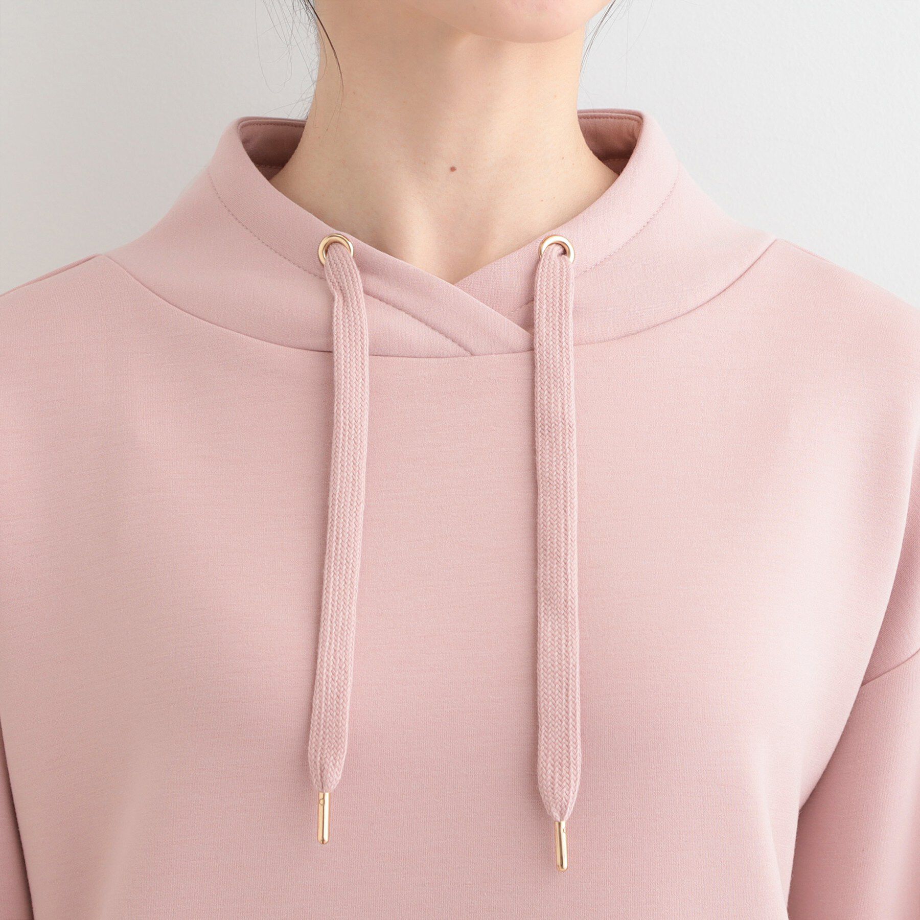 SHOO･LA･RUE「もちさらなめらかタッチ 大人が楽を叶える、パーカ風トップス」|Tシャツ・カットソー|