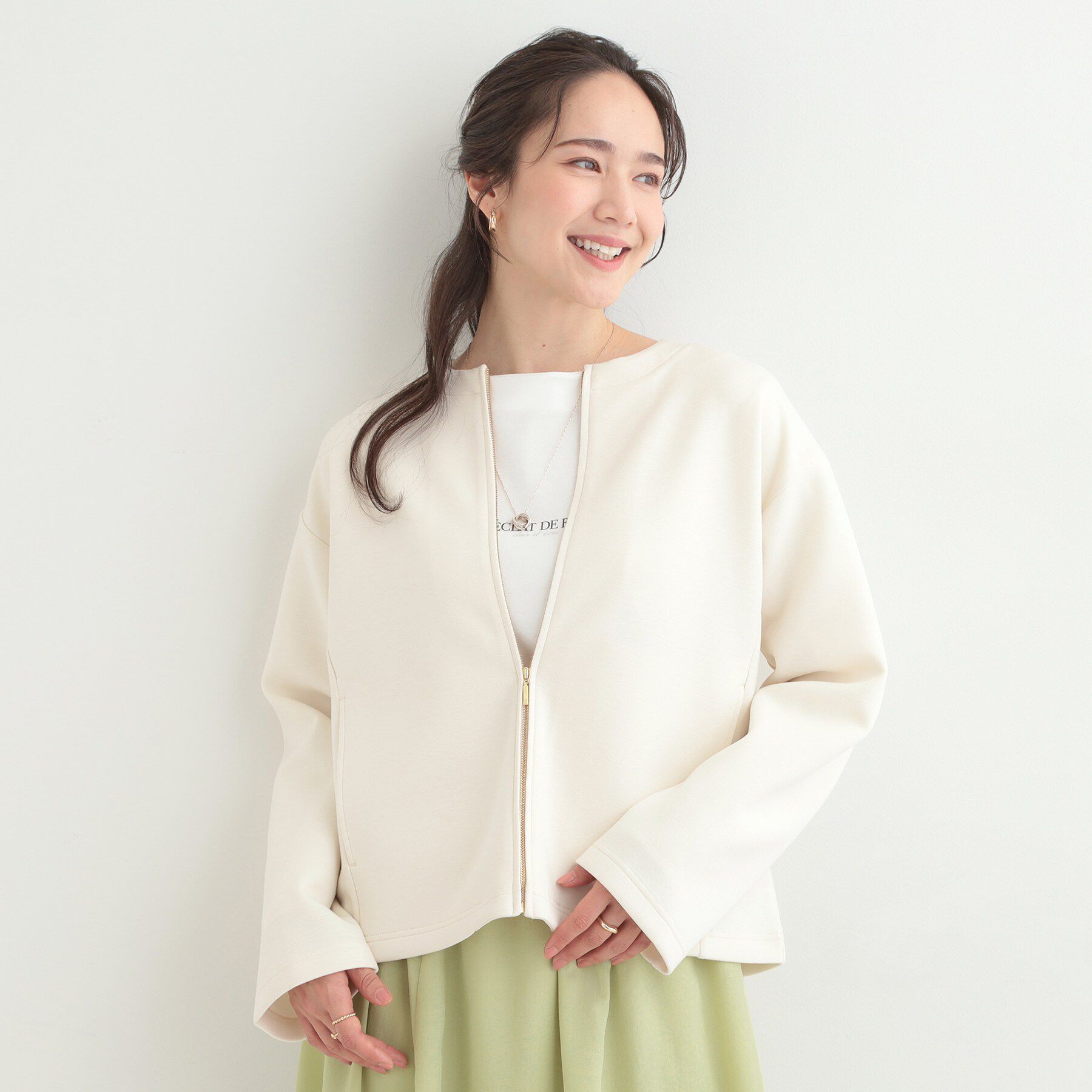 SHOO･LA･RUE「【セットアップ可/S-LL/なめらかタッチ】大人のきれいめスタイルに ノーカラージップブルゾン」|ブルゾン・スタジャン|