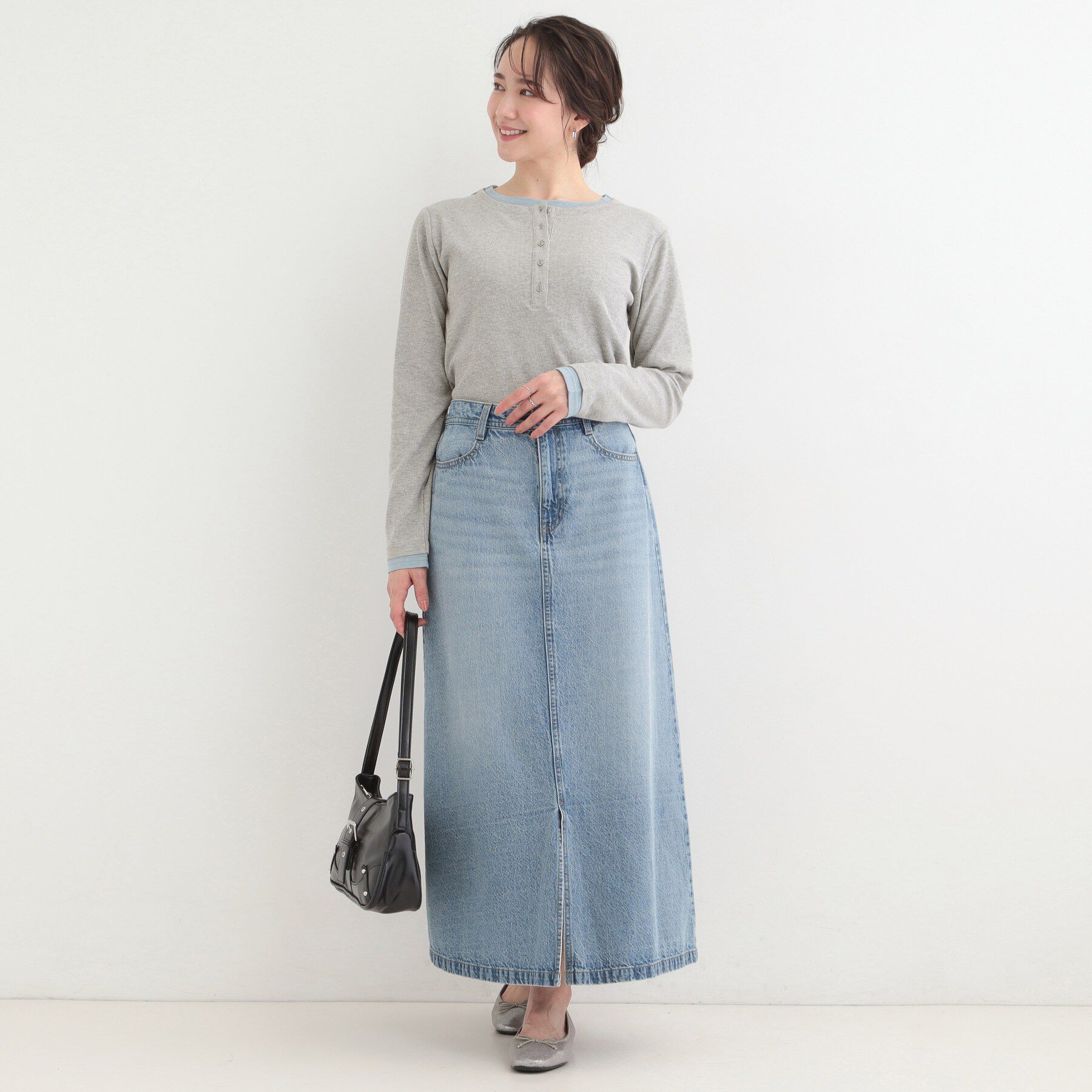 SHOO･LA･RUE「【洗濯機可/S-LL】1枚でサマ見え レイヤード風配色 ヘンリーネックロンT」|Tシャツ・カットソー|