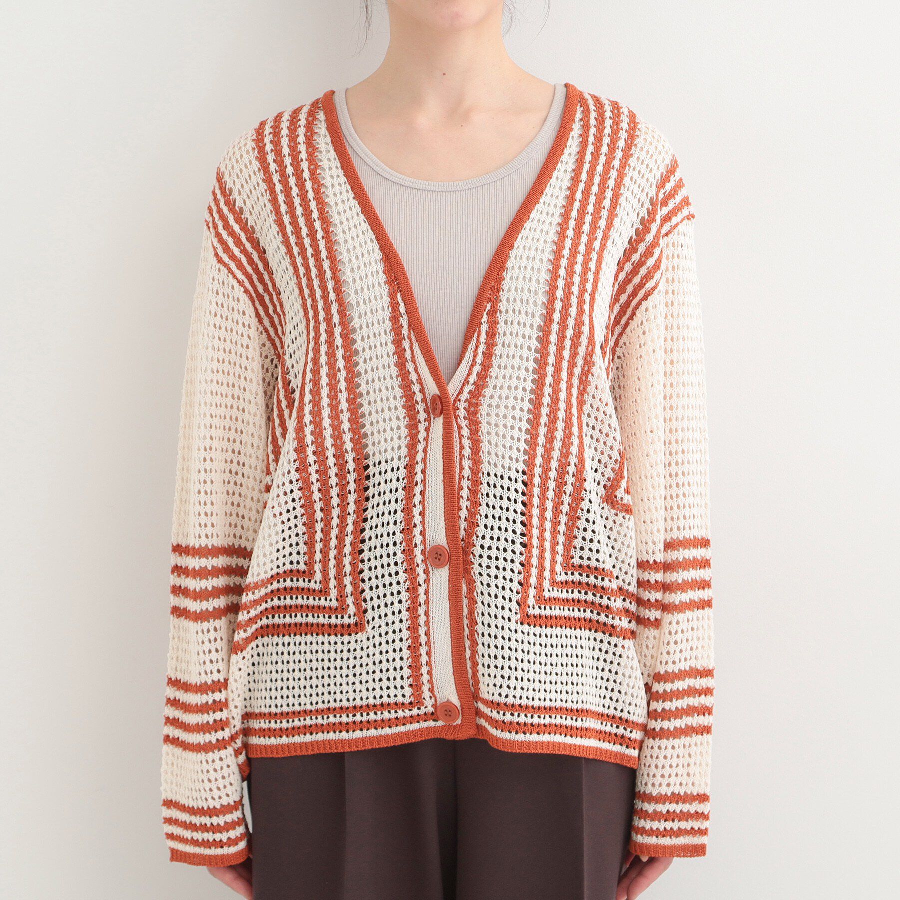 SHOO･LA･RUE「大人カジュアルなコーデに 配色クロシェ編み風カーディガン」|カーディガン|