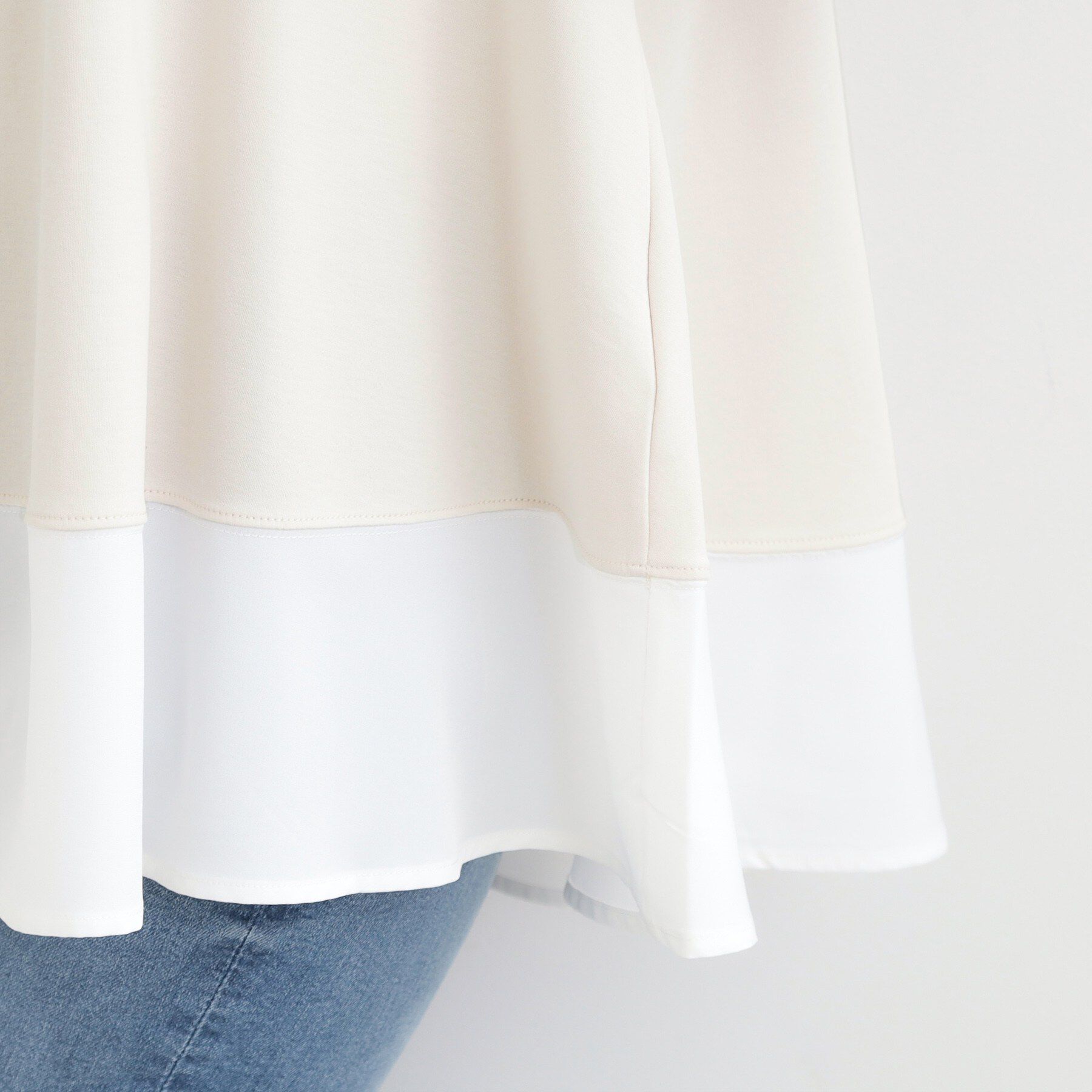 SHOO･LA･RUE「【接触冷感/UVカット/抗菌防臭】体型カバーも叶う　裾切り替えAライントップス」|Tシャツ・カットソー|