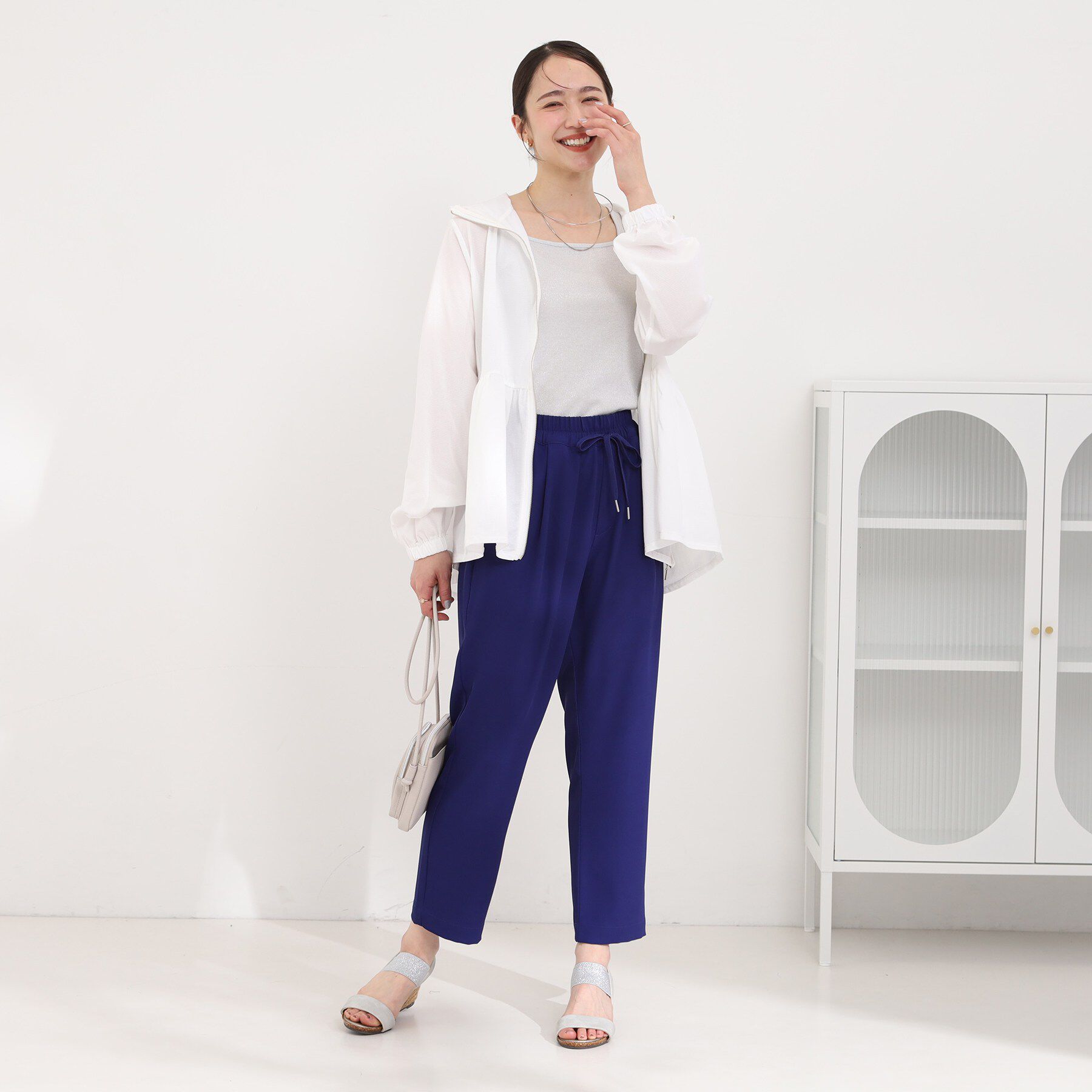 SHOO･LA･RUE「【UV/ひんやり/S-LL/体型カバー】女性らしさ溢れるペプラムデザイン メタルジップパーカー」|ブルゾン・スタジャン|