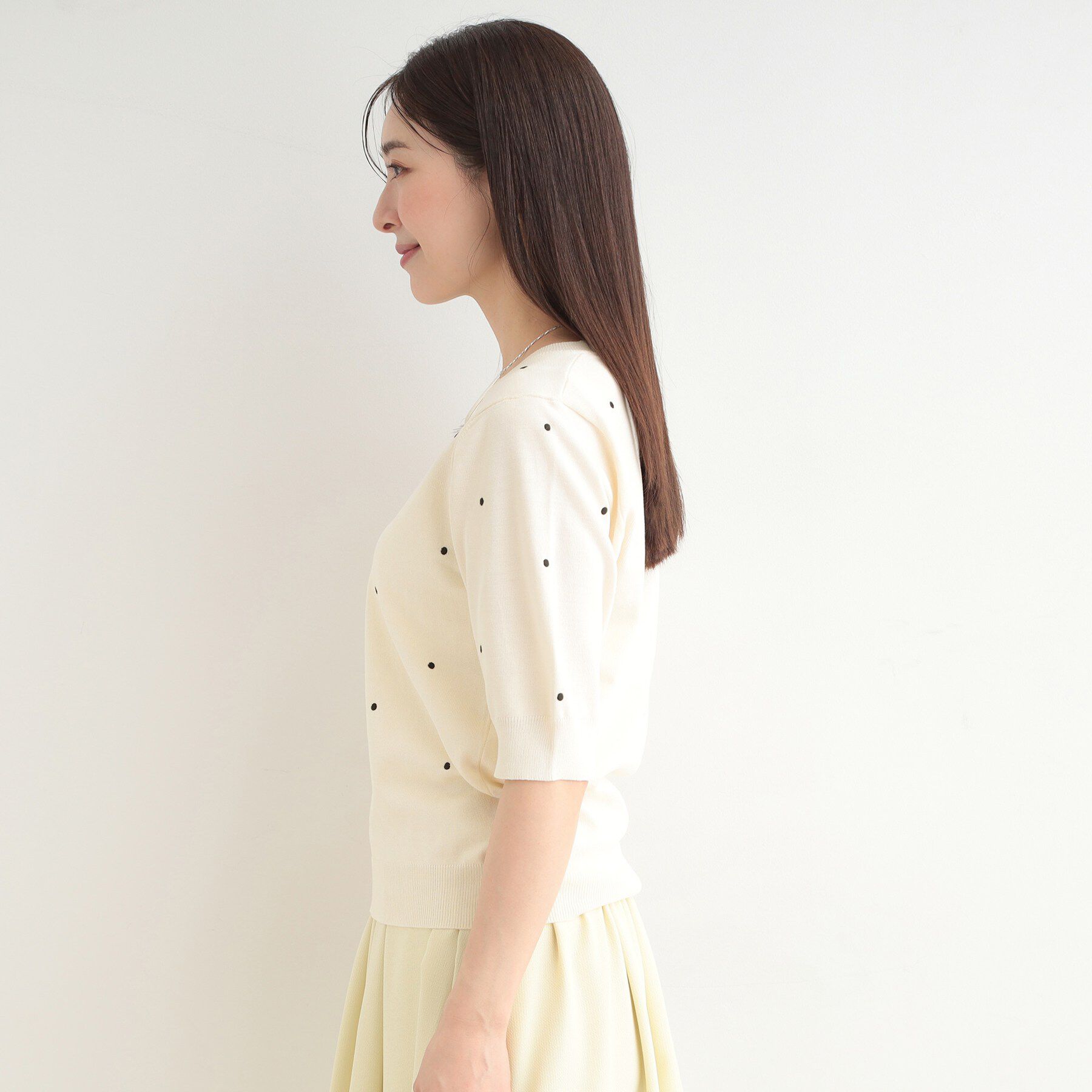 SHOO･LA･RUE「【S-LL/二の腕カバー】品よく隠せる　ドット刺繍5分袖ニット」|ニット・セーター|