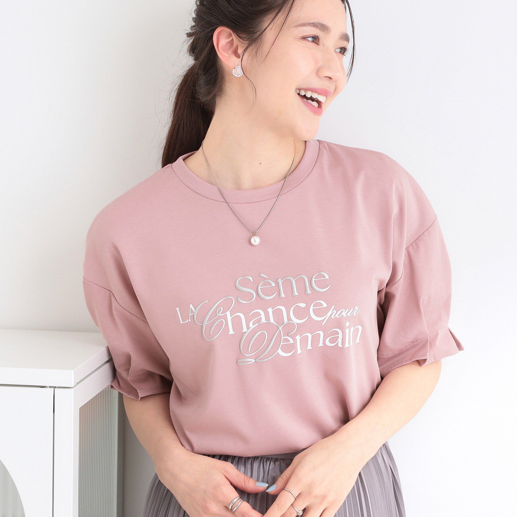 SHOO･LA･RUE「【ひんやり/UV】タックスリーブ ラメ発砲プリントTシャツ」|Tシャツ・カットソー|ピンク(272)