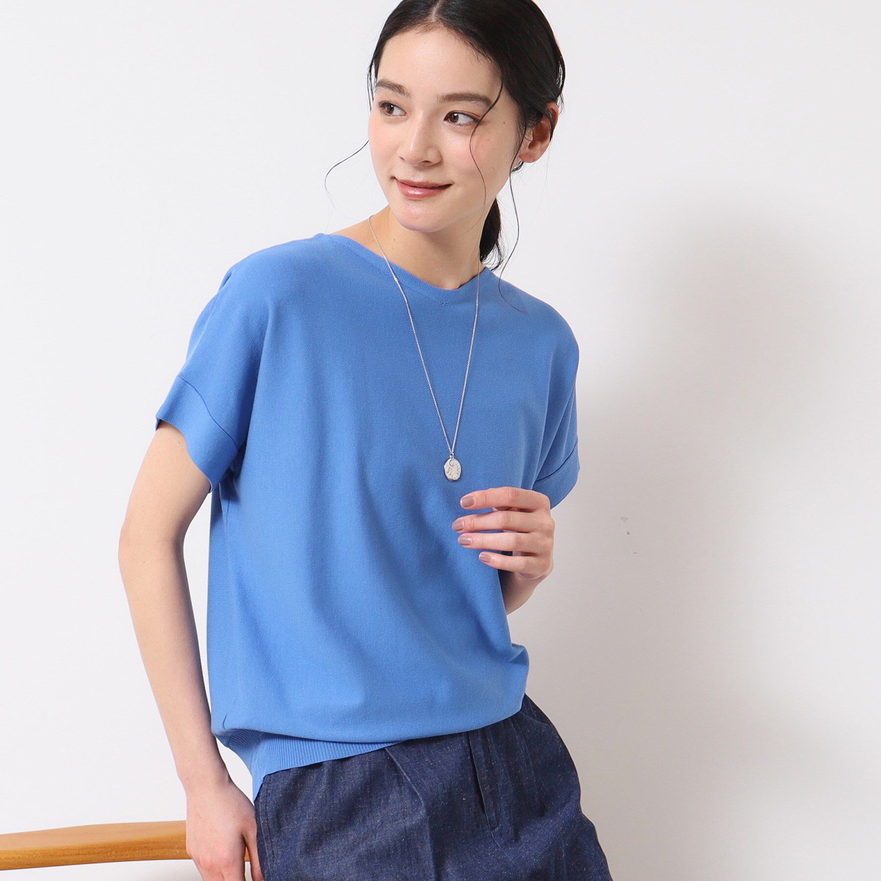 Dessin「【洗える・4サイズ展開】後ろボタンニットプルオーバーフレンチスリーブ」|ニット・セーター|