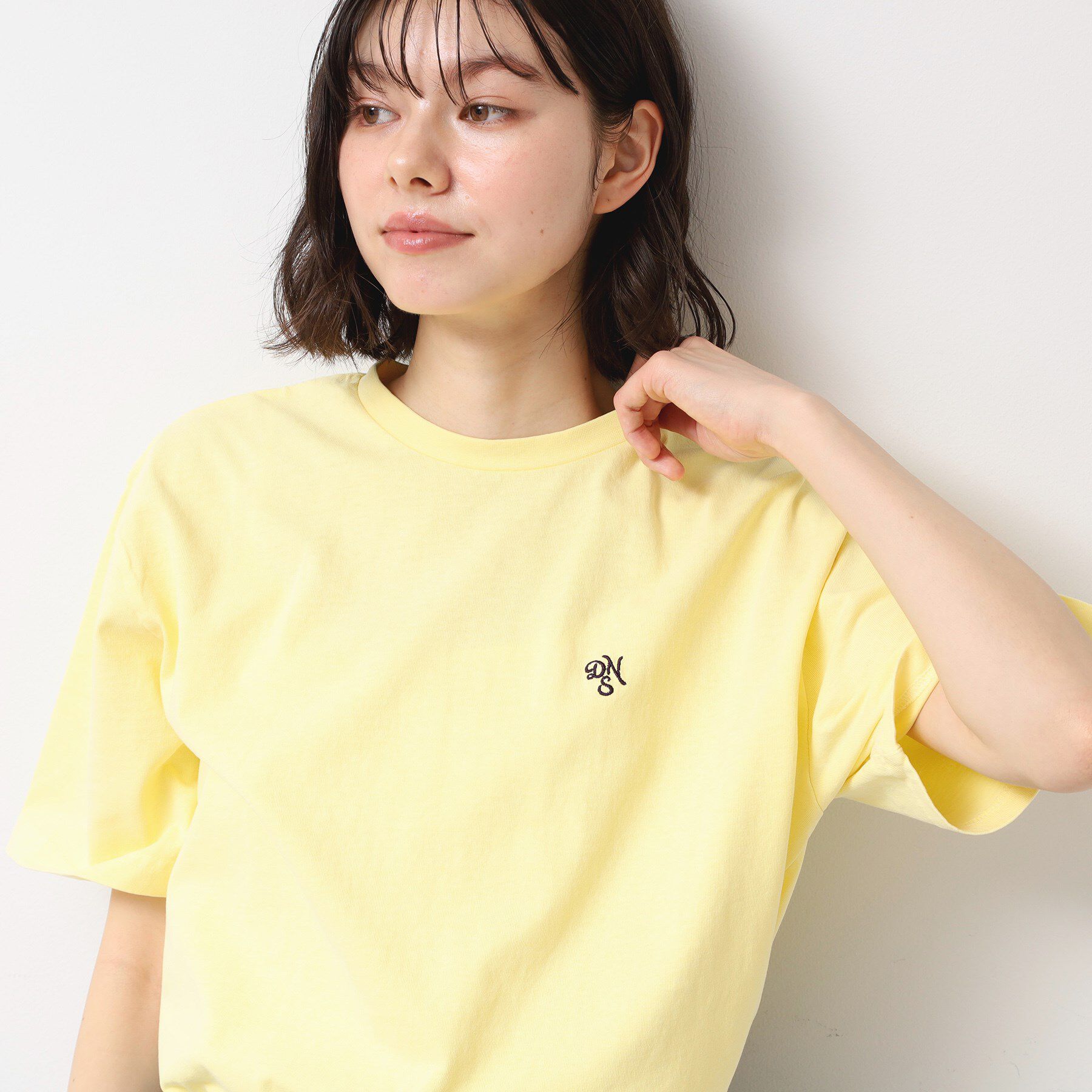 Dessin「【ユニセックス・洗える】ロゴ入りピグメントTシャツ」|Tシャツ・カットソー|イエロー(031)