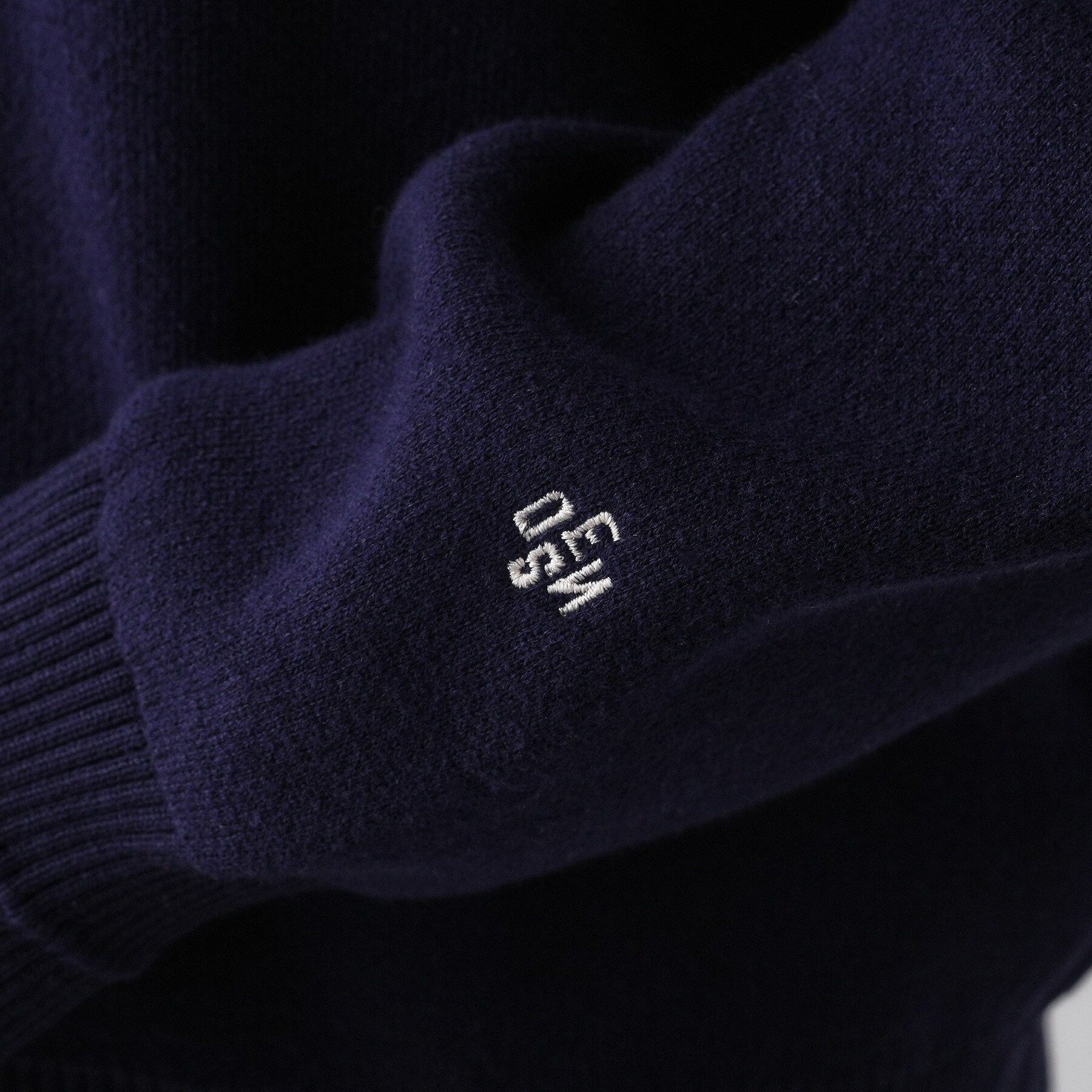 Dessin「【ユニセックス/洗える】ロゴ刺繍入りコットンジャカード」|ニット・セーター|