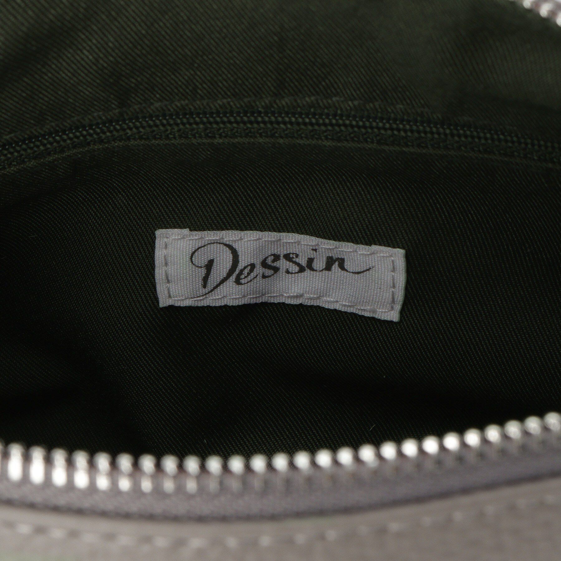 Dessin「【軽量】本革スクエアショルダーバッグ」|ショルダー・メッセンジャー|