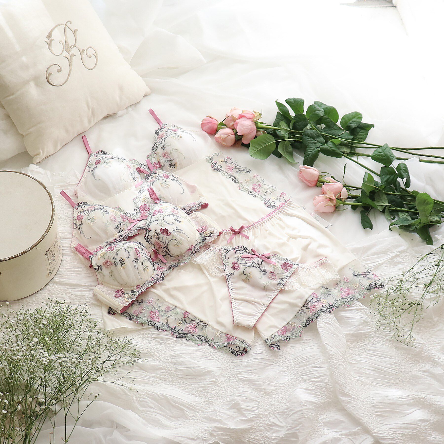 Risa Magli「カトリーヌ Tバックショーツ」|インナー|