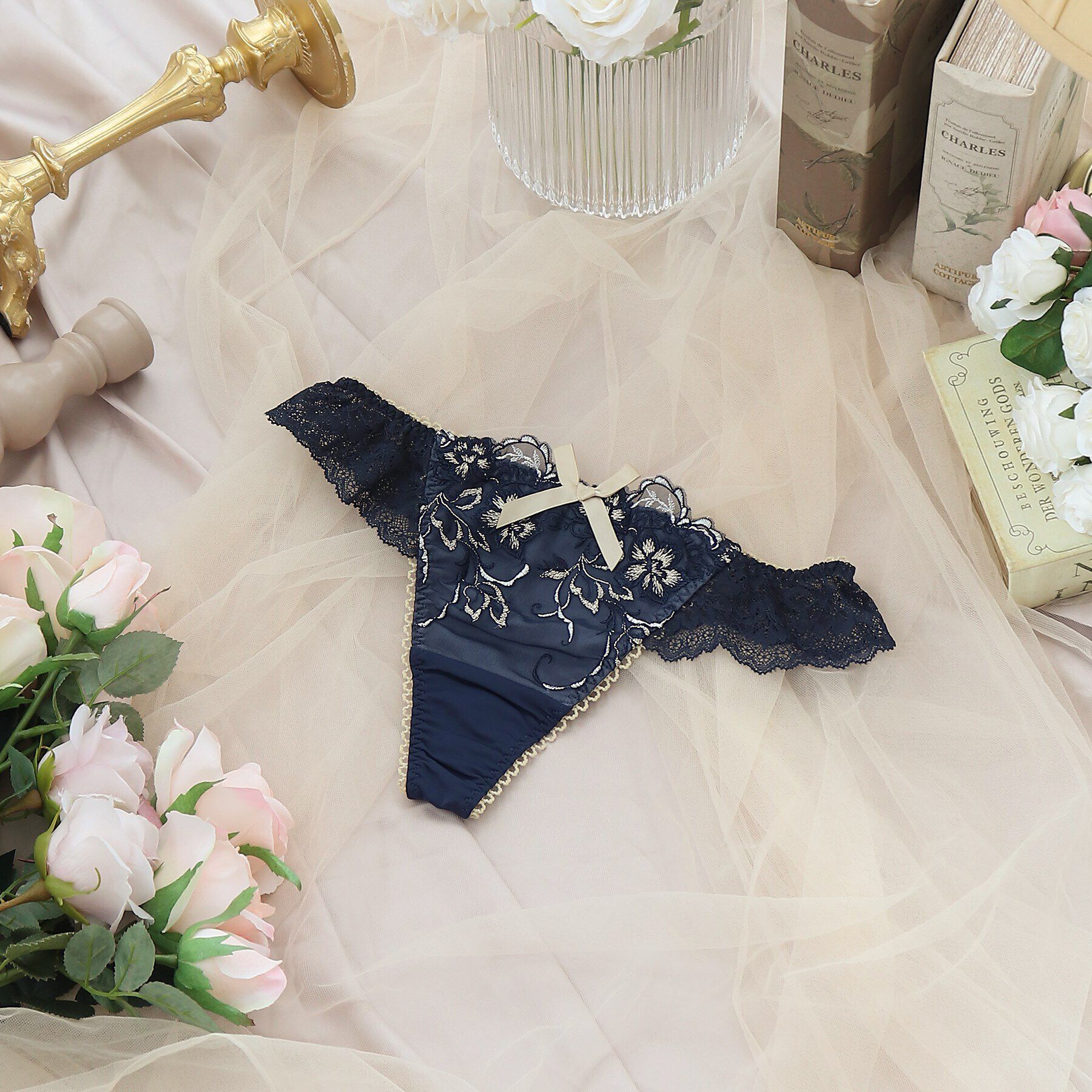 Risa Magli「マリカ Tバックショーツ」|インナー|ネイビー(093)