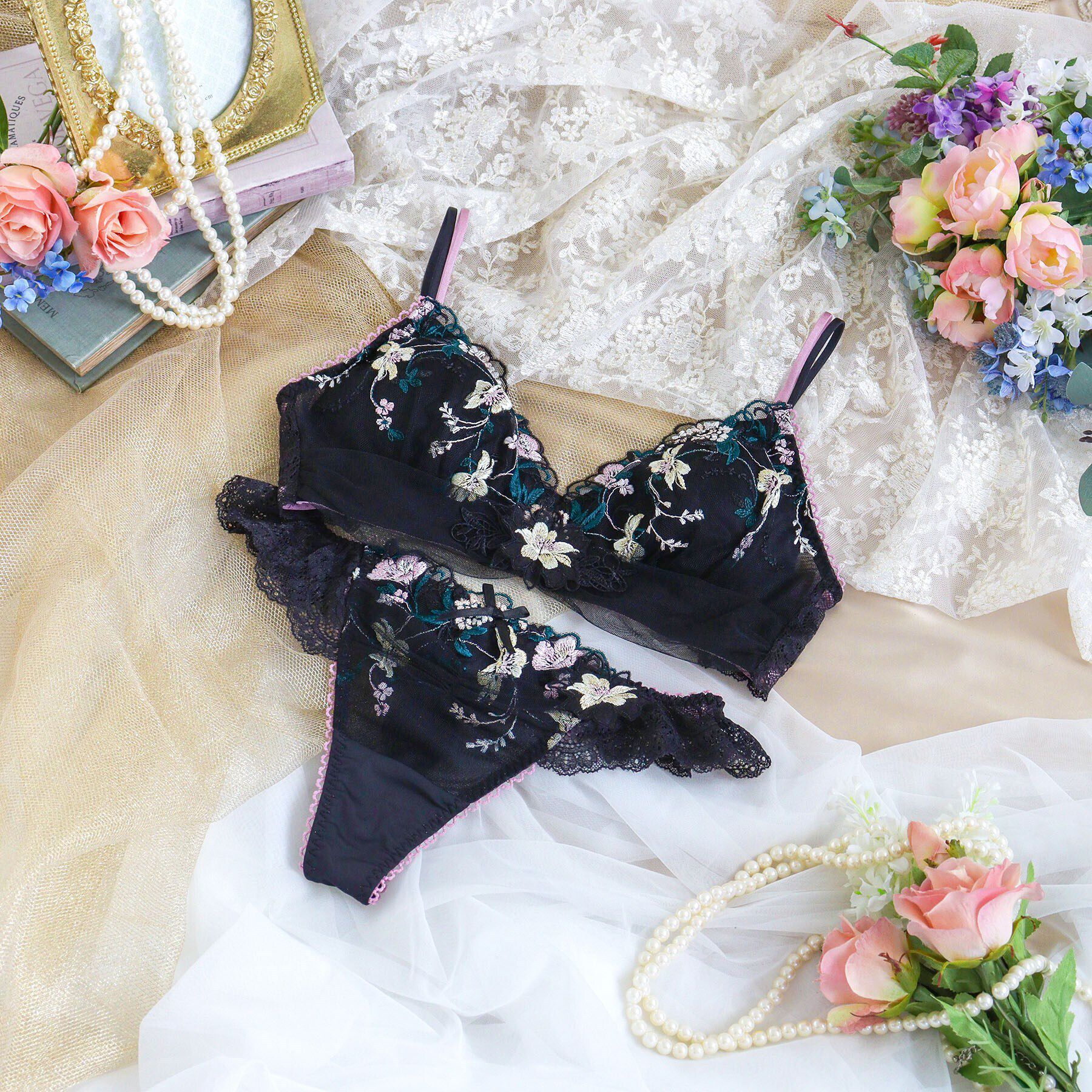 Risa Magli「アイリィー ソフトブラ」|インナー|