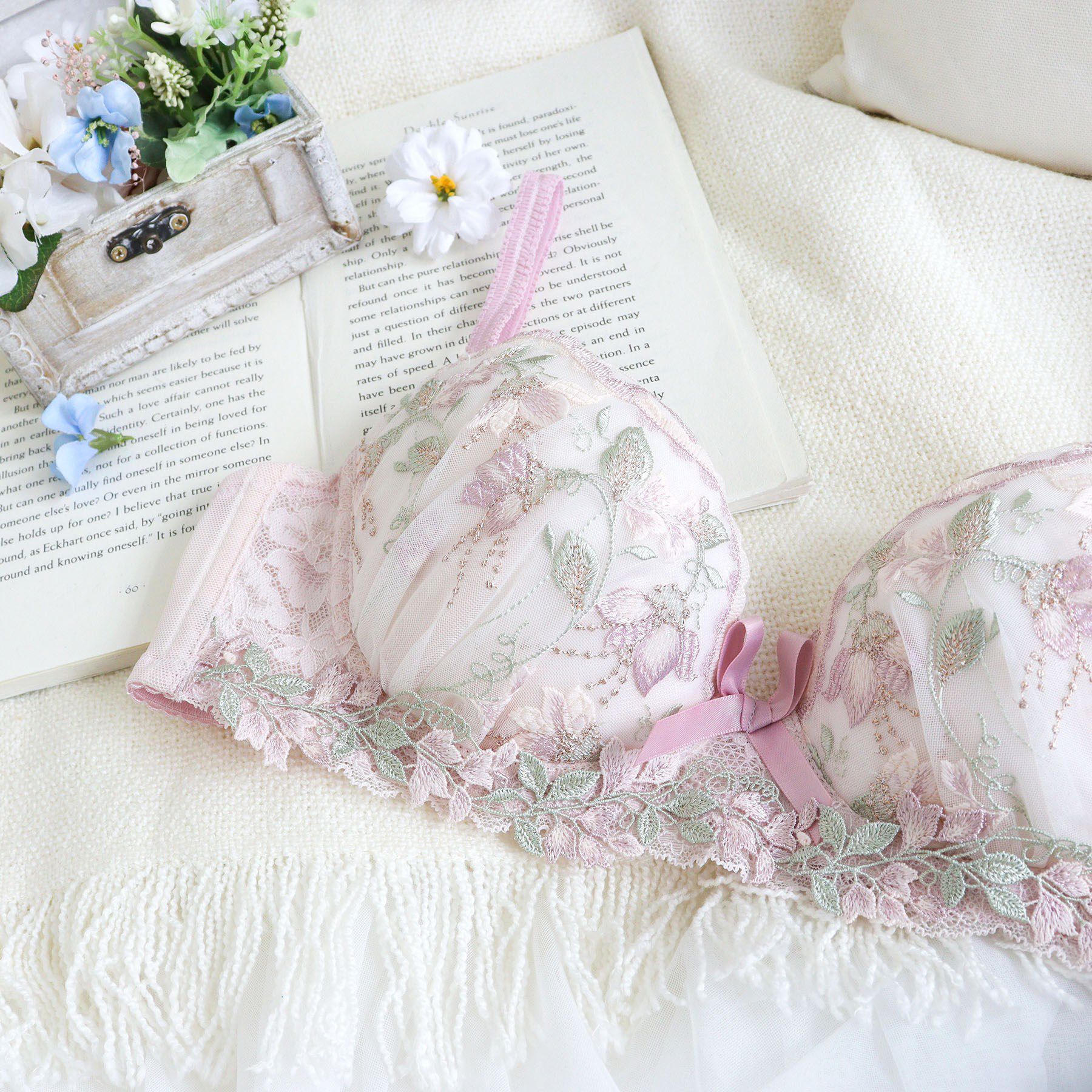 Risa Magli「ソア ブラジャー（E-F）＜スウィートリッチ＞」|インナー|