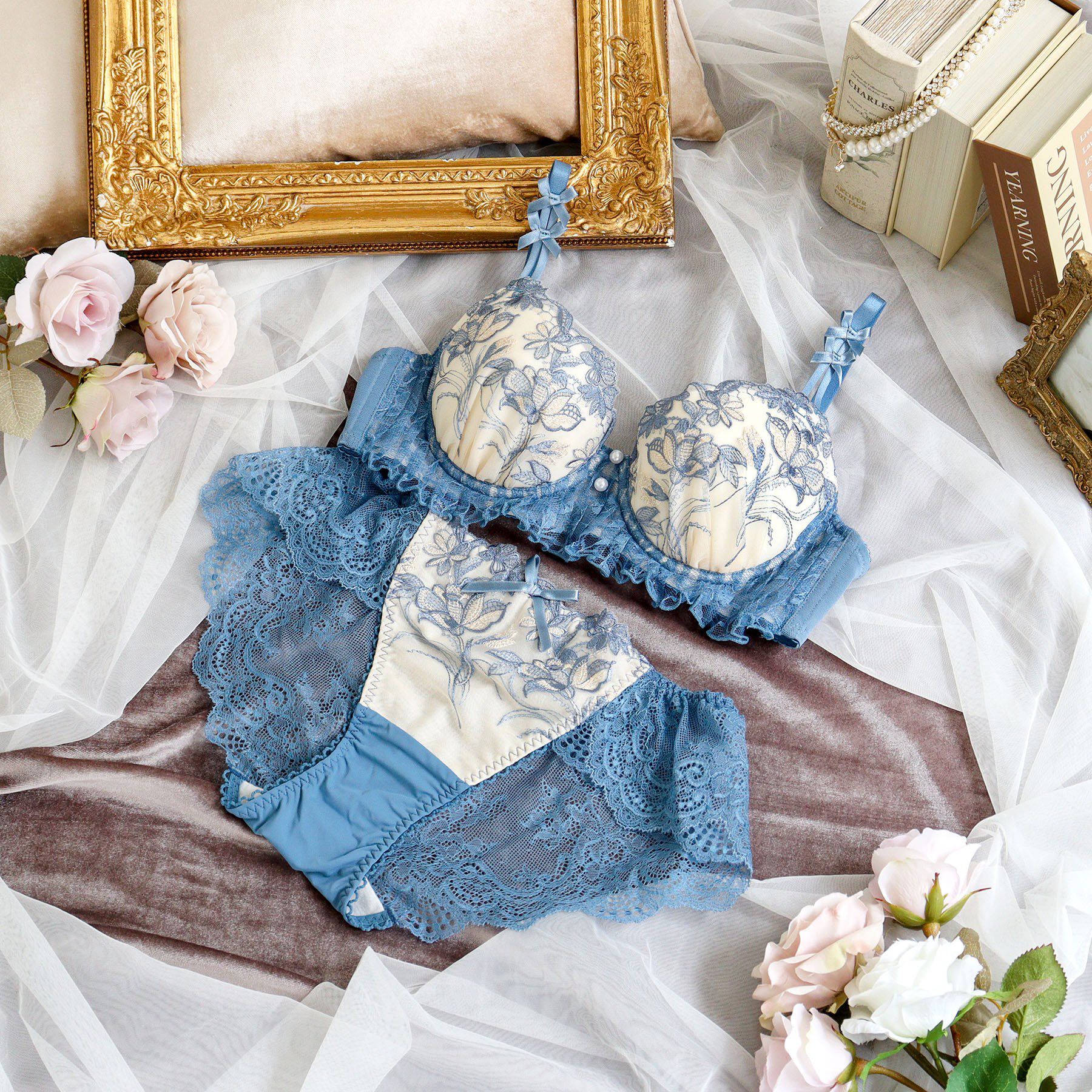 Risa Magli「リアナ ブラジャー　（E-F）　＜サイドシェイプ＞」|インナー|