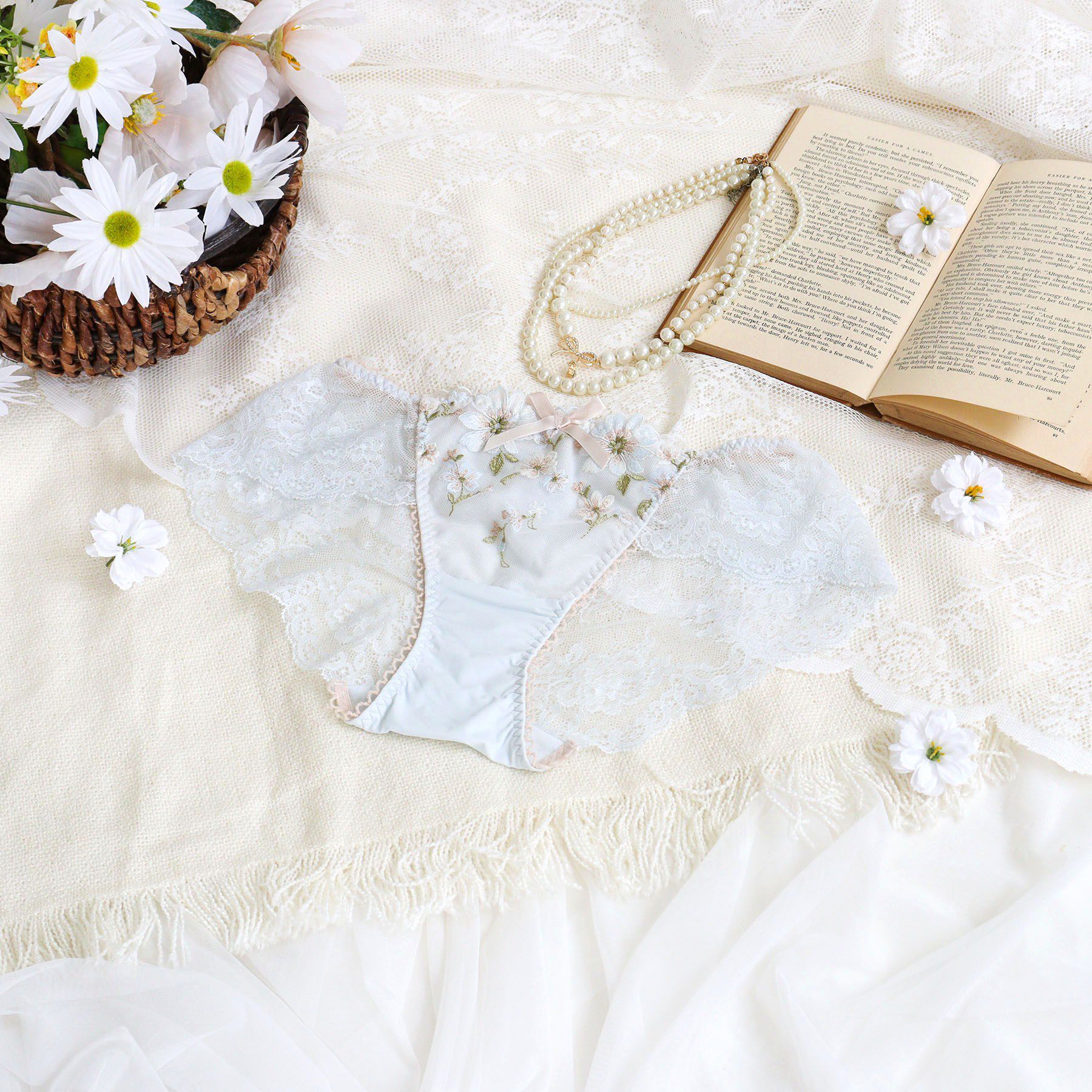 Risa Magli「アルマ レースショーツ」|インナー|サックスブルー(09