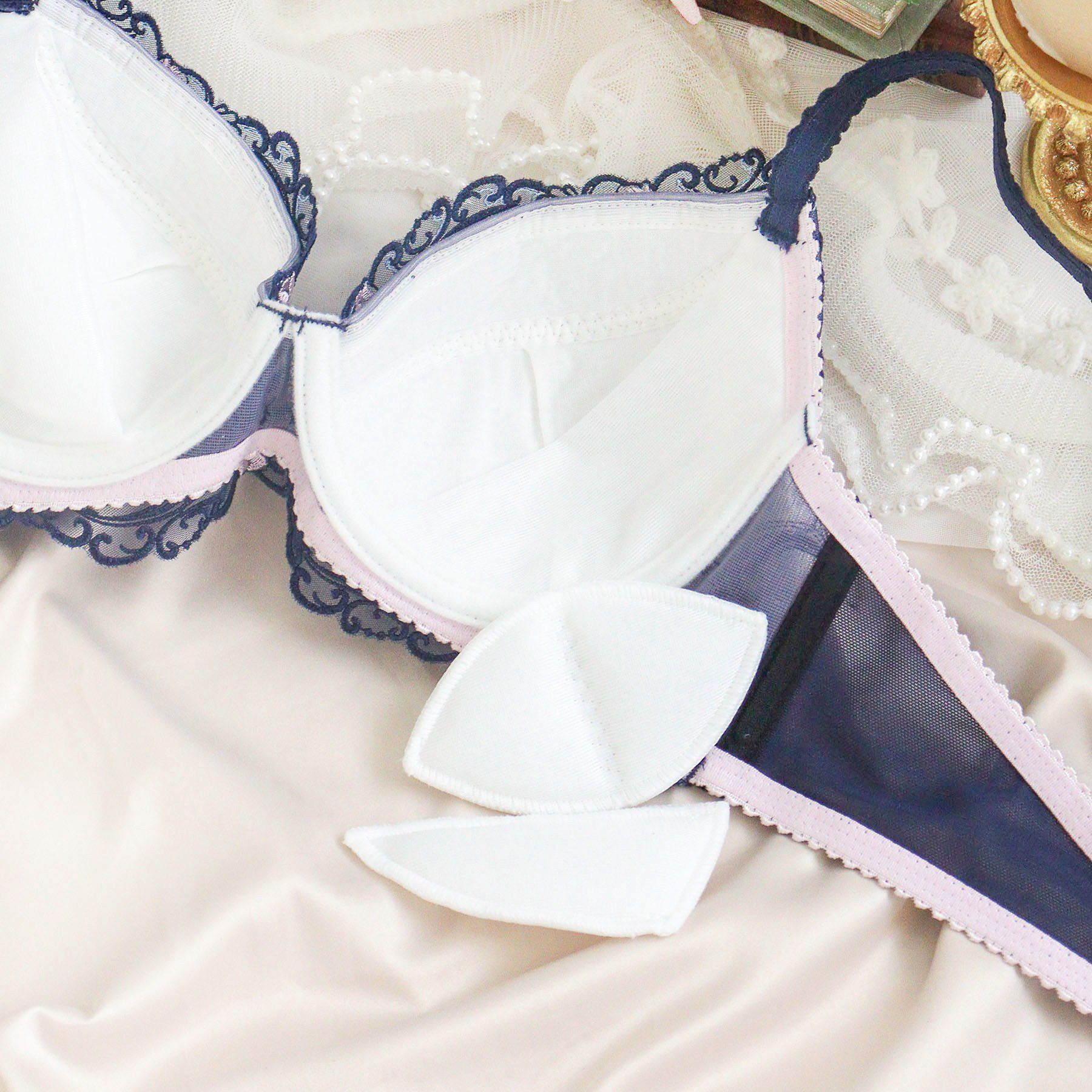 Risa Magli「シュテファニ ブラジャー (D-F) ＜Side Shape（サイドシェイプ）＞」|インナー|