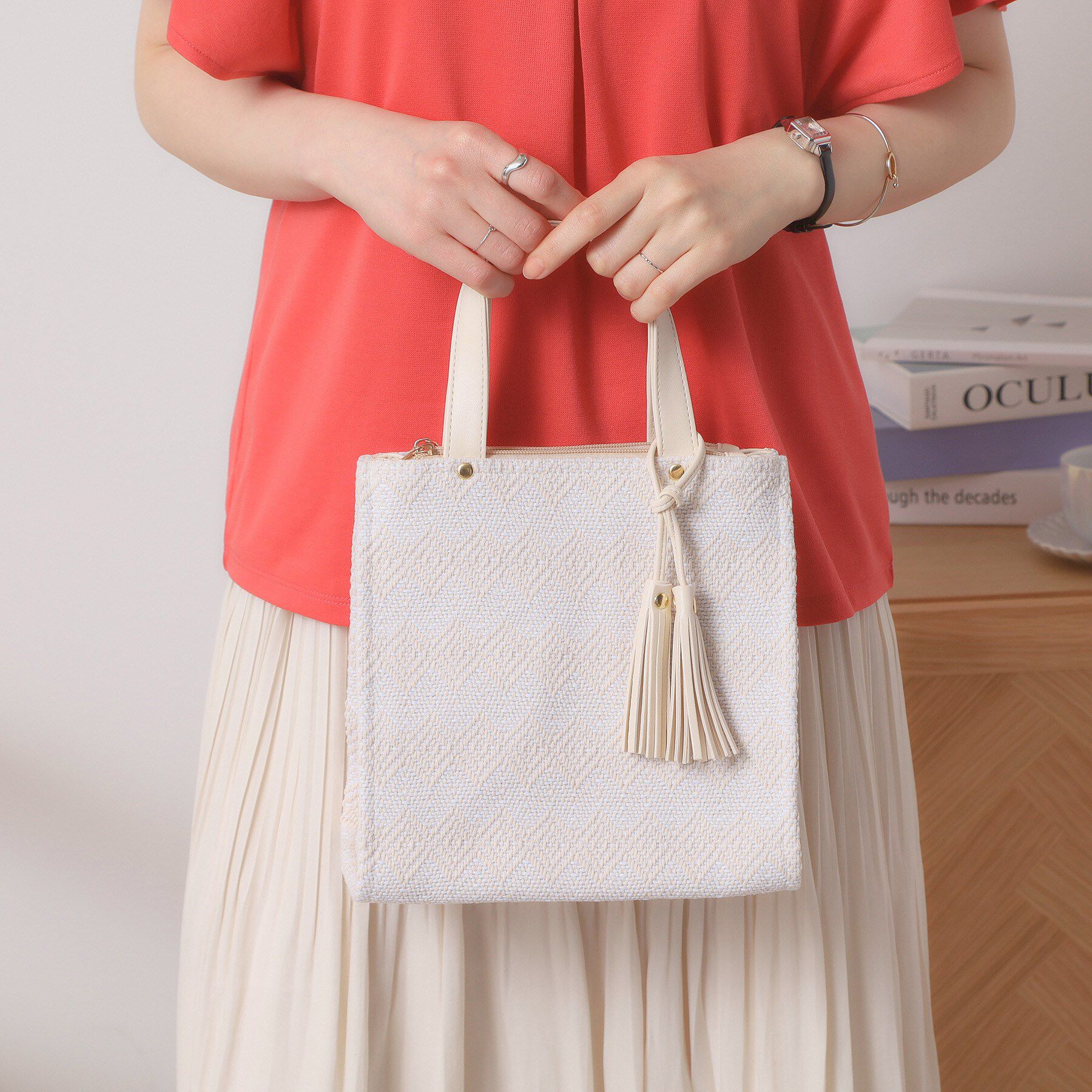 ITS&rsquo;DEMO「タッセル付きミニトート」|ハンドバッグ|アイボリー(104)