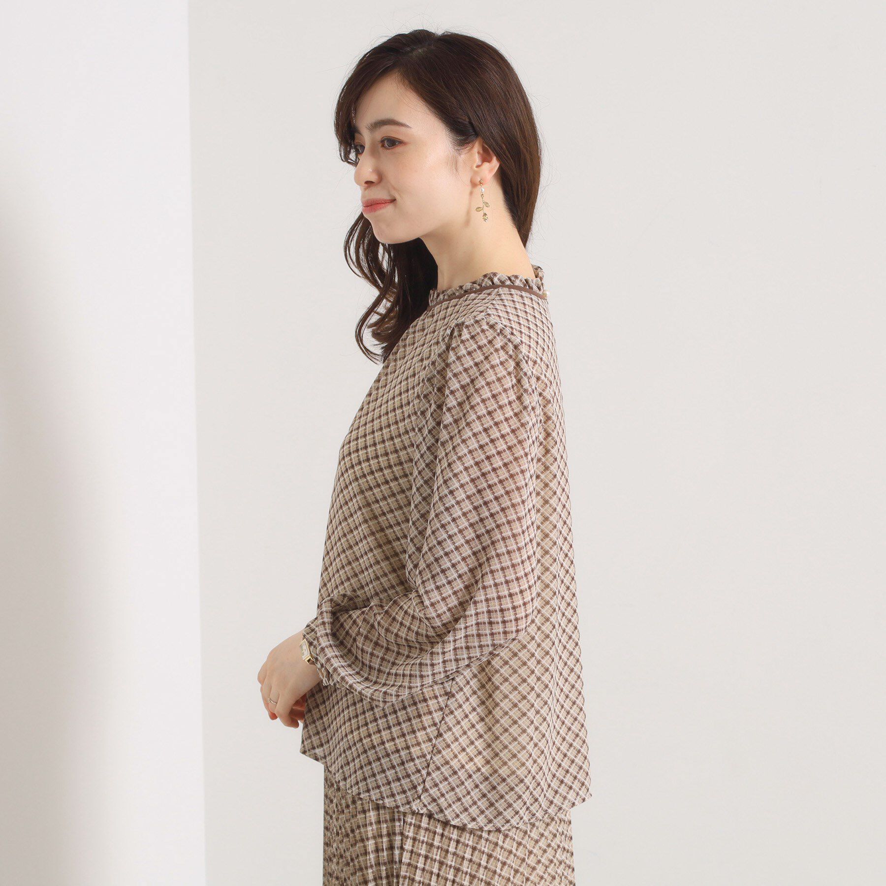 ITS&rsquo;DEMO「【手洗い可／セットアップ可】チェックスタンドフリルブラウス」|シャツ・ブラウス|