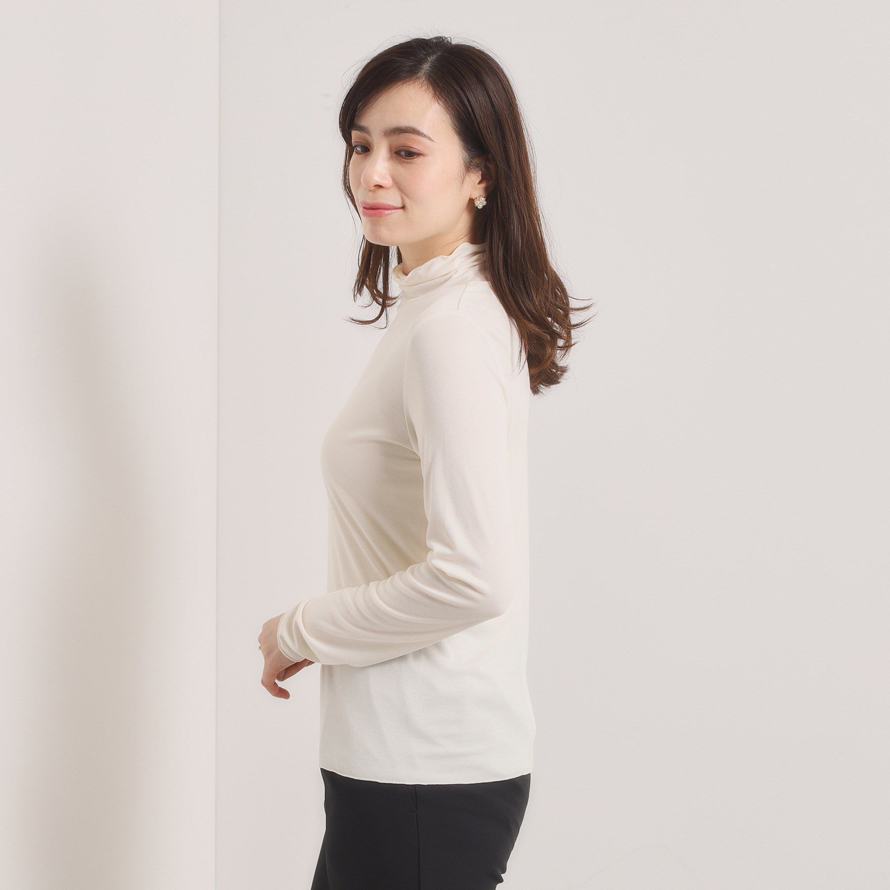 ITS&rsquo;DEMO「【調温機能付き／洗濯機OK】ハイネックインナー」|Tシャツ・カットソー|