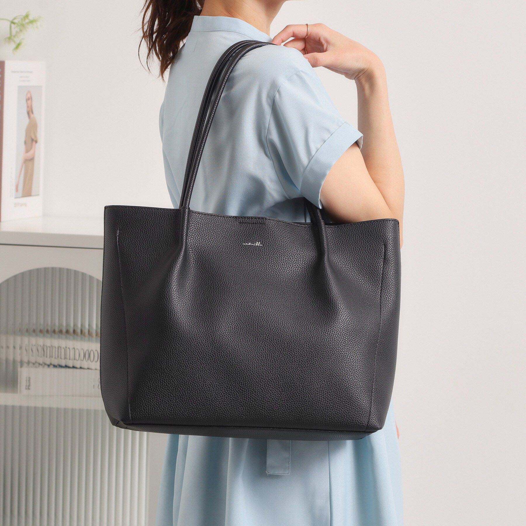 ITS&rsquo;DEMO「仕切りA4トート」|トートバッグ|ブラック(019)