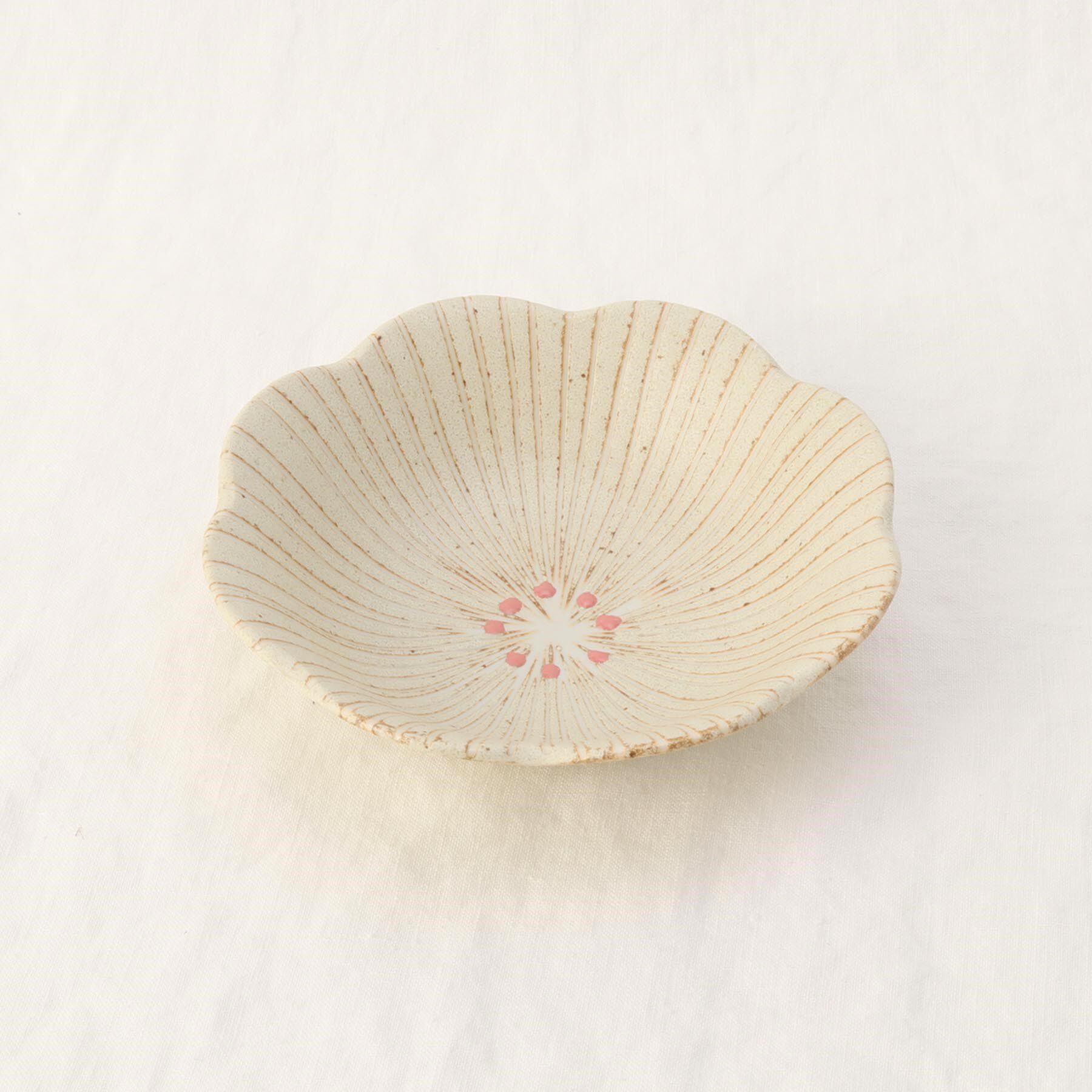 212 KITCHEN STORE「はなこまち 浅鉢 白」|食器・キッチングッズ|