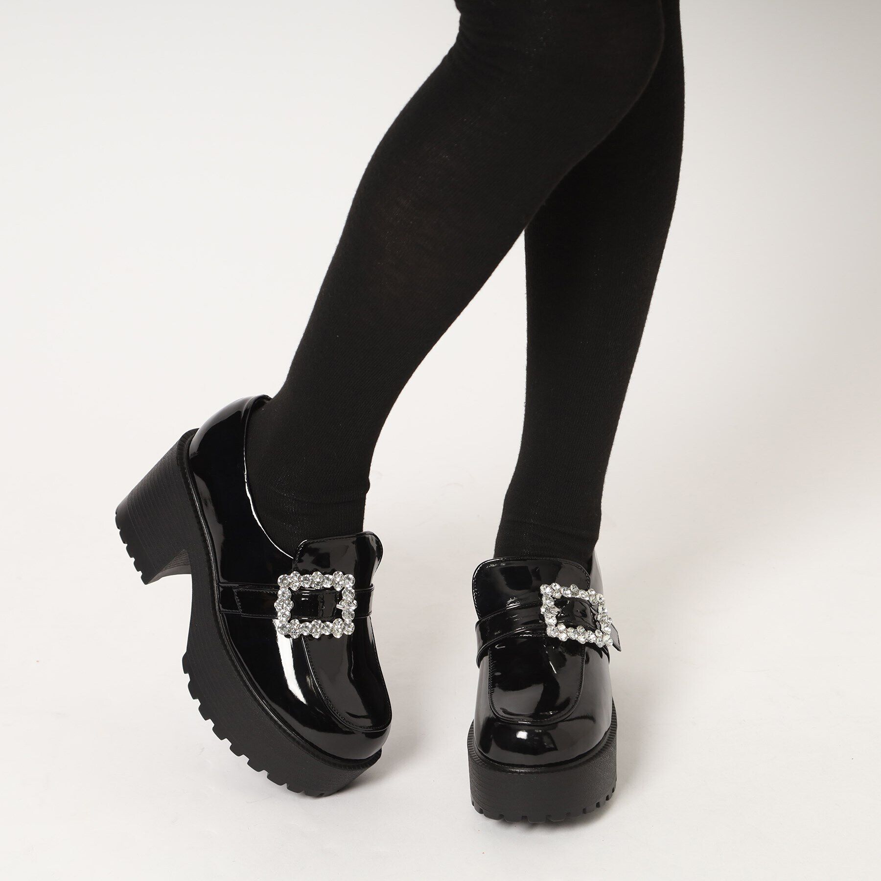 csT&P「厚底キラキラストーンバックル ローファーパンプス」|パンプス|