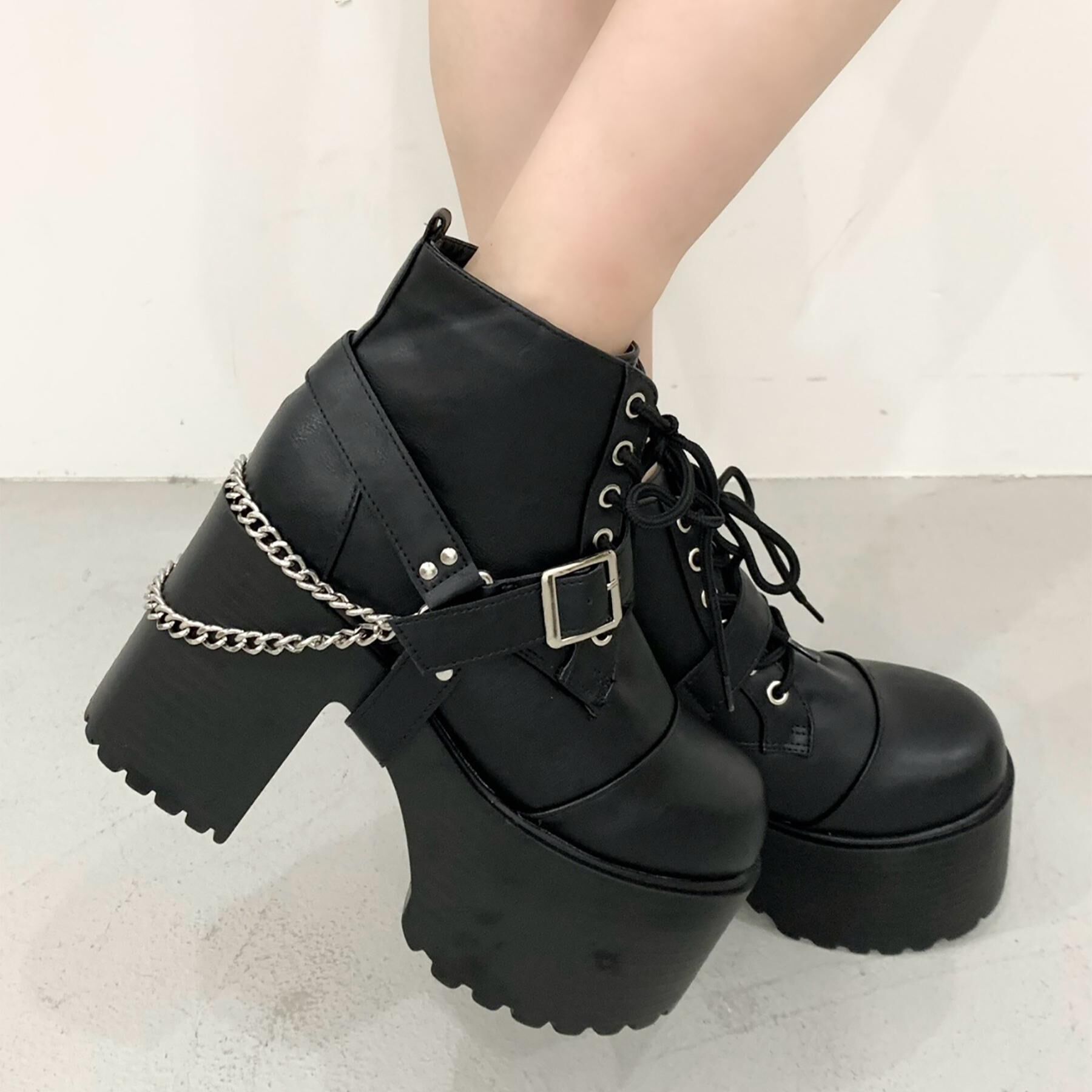 csT&P「ベルト取り外し可厚底ベルト付きブーツ」|ショートブーツ|