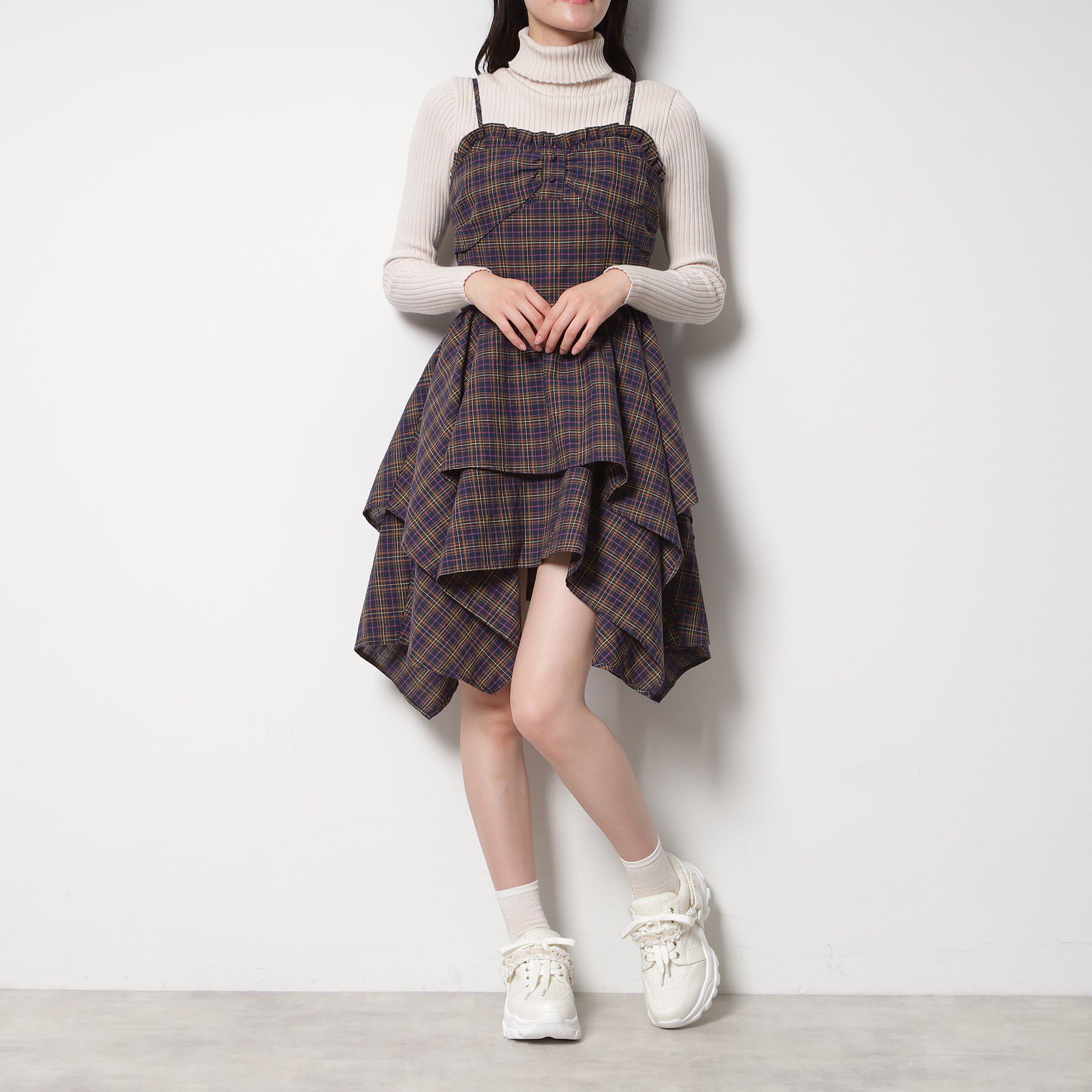 ESPERANZA「フリル&times;パール調ベルトツイードスニーカー」|スニーカー|